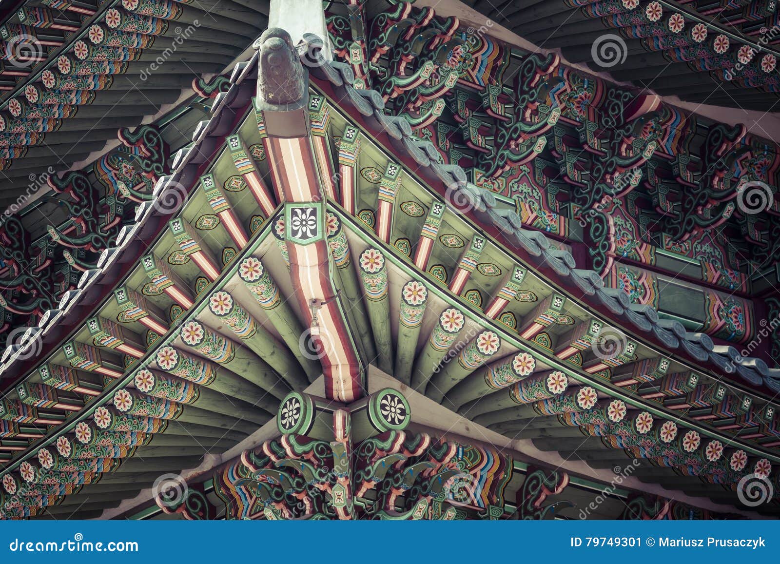 Dettagli del palazzo di Gyeongbokgung Architettura tradizionale in K. Dettagli del palazzo di Gyeongbokgung Architettura tradizionale in Corea, Seoul