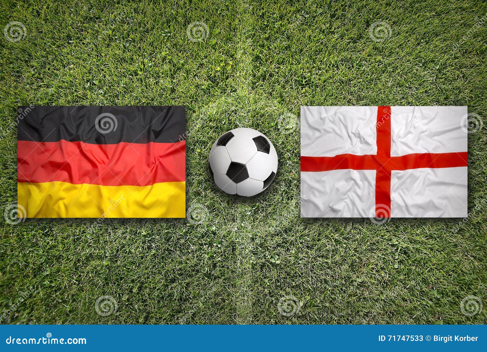 Deutschland Gegen England-Flaggen Auf Fußballplatz Stockbild