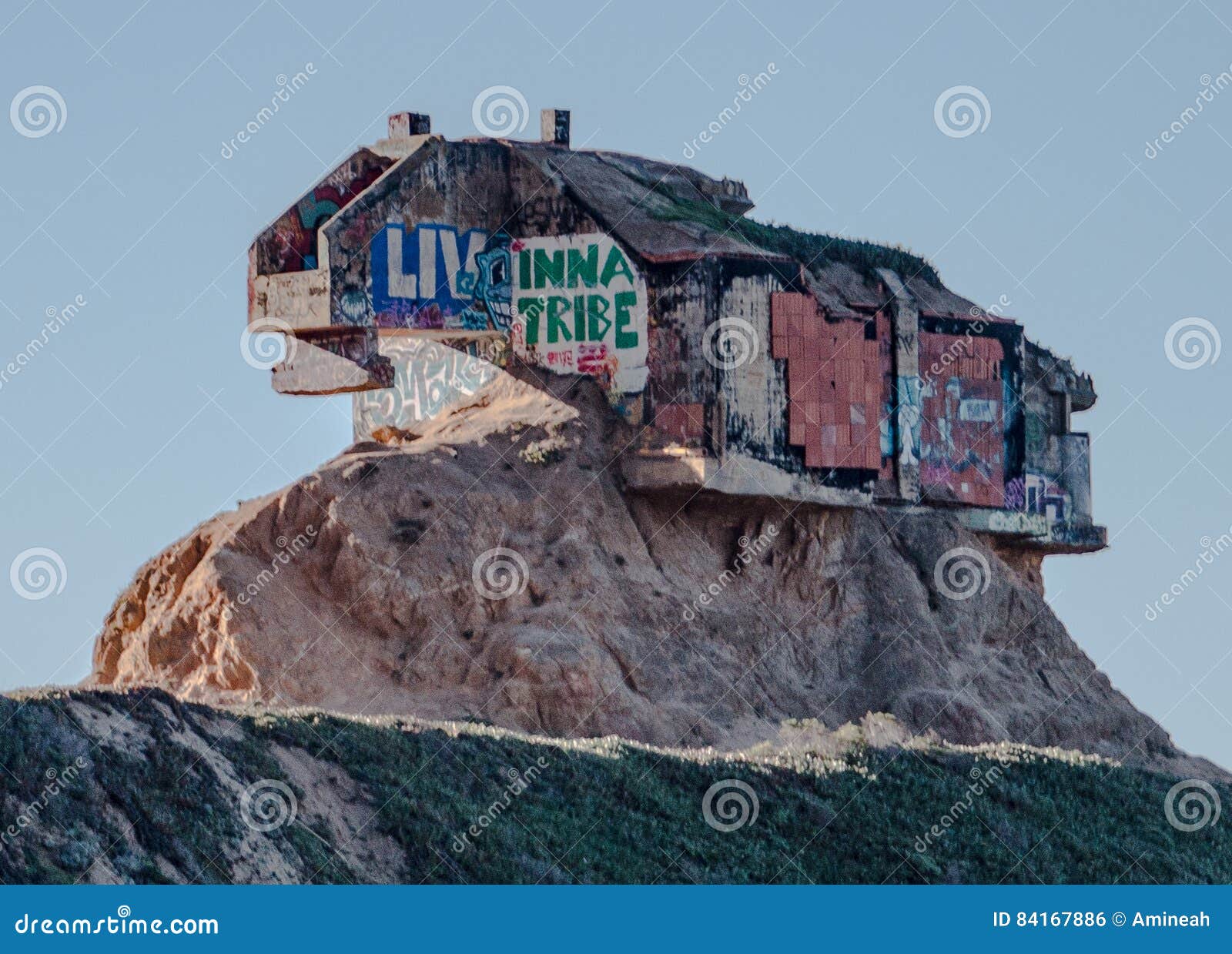 Devil`s Slide Bunker Close To San Francisco Editorial Photo Image of cliff, highway 84167886