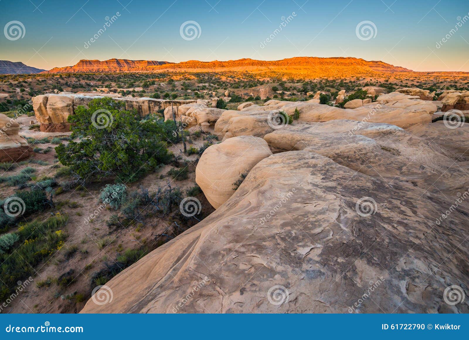 Devils Garden Escalante At Sunrise Stock Photo Image Of Geology