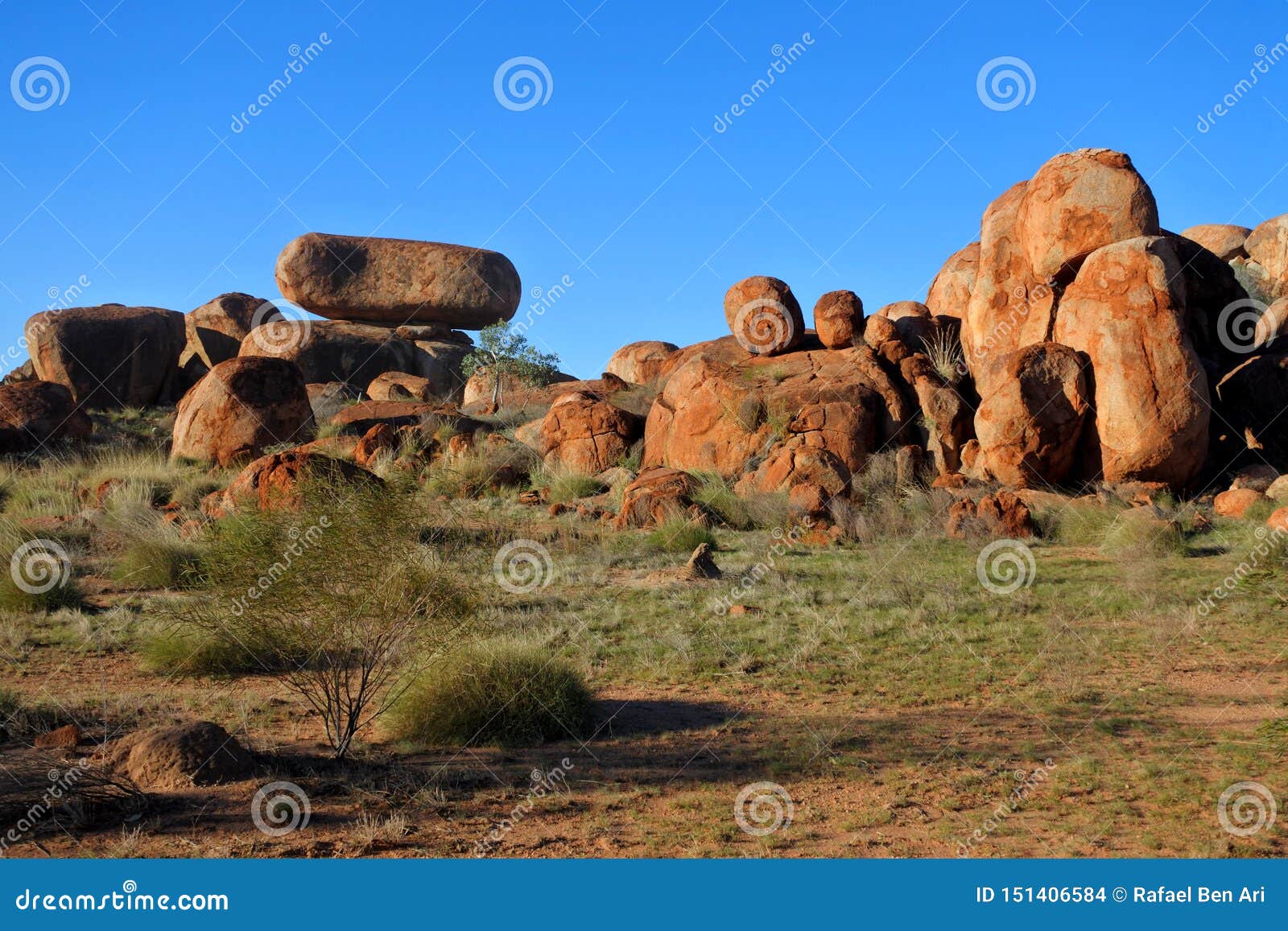 devils marbles karlu karlu in the northern territory, australia