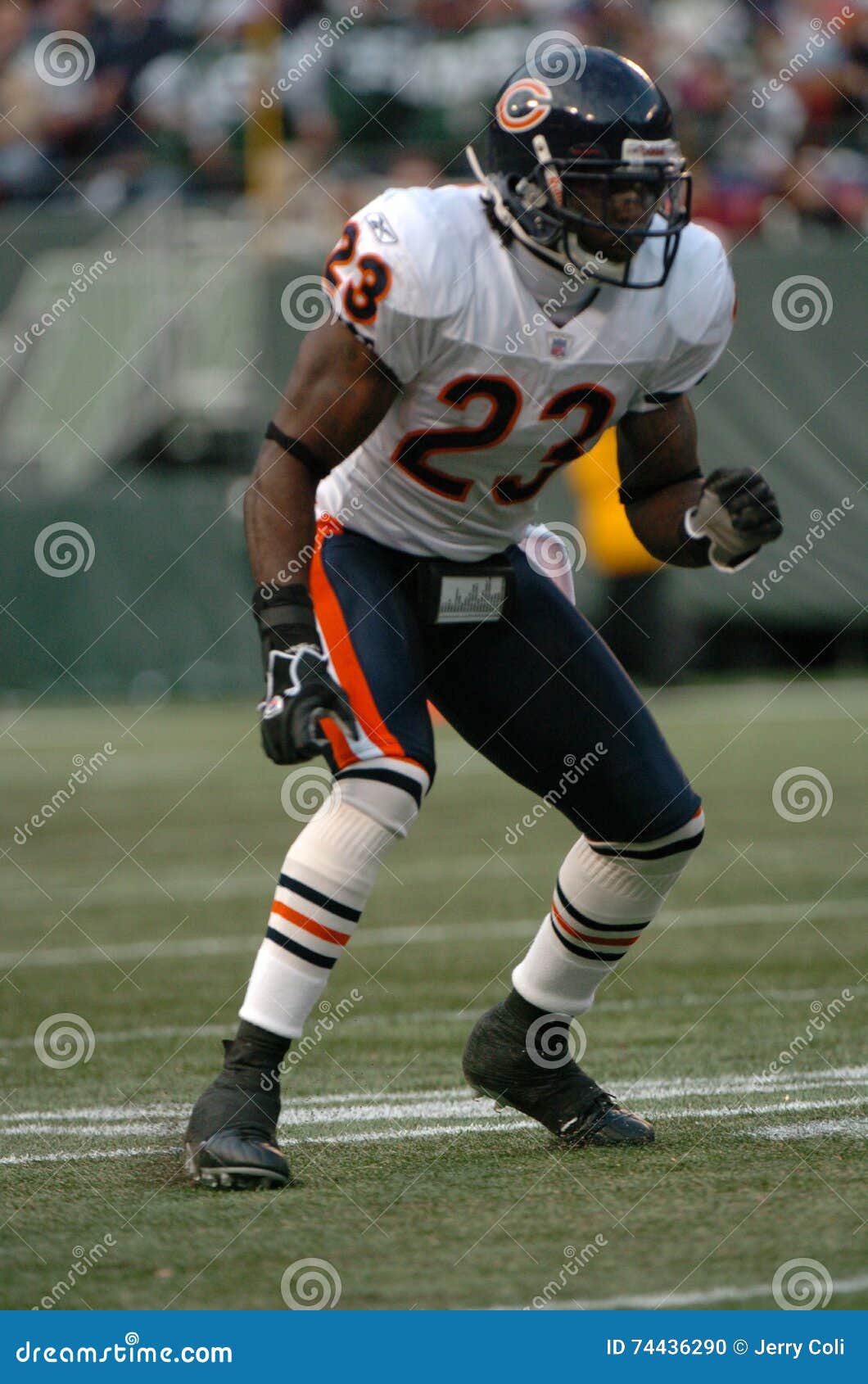 Download Devin Hester Chicago Bears NFL Players Wallpaper