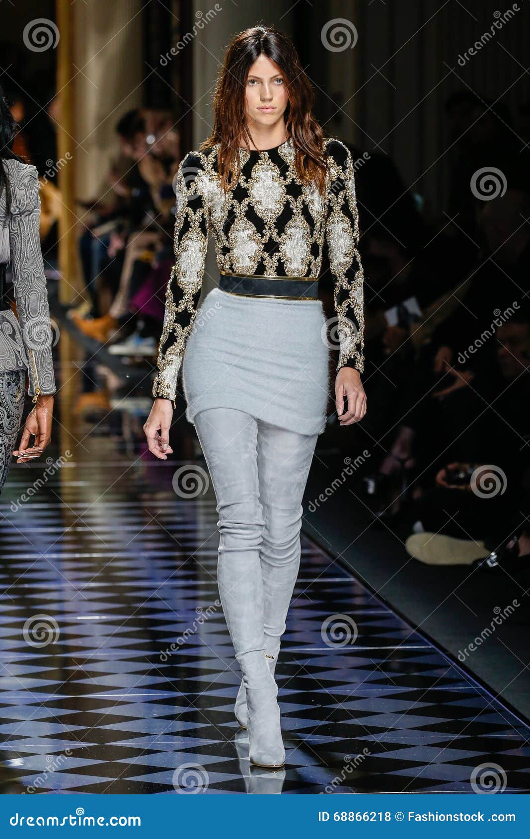 Devon Windsor Walks the Runway during the Balmain Show Editorial Stock