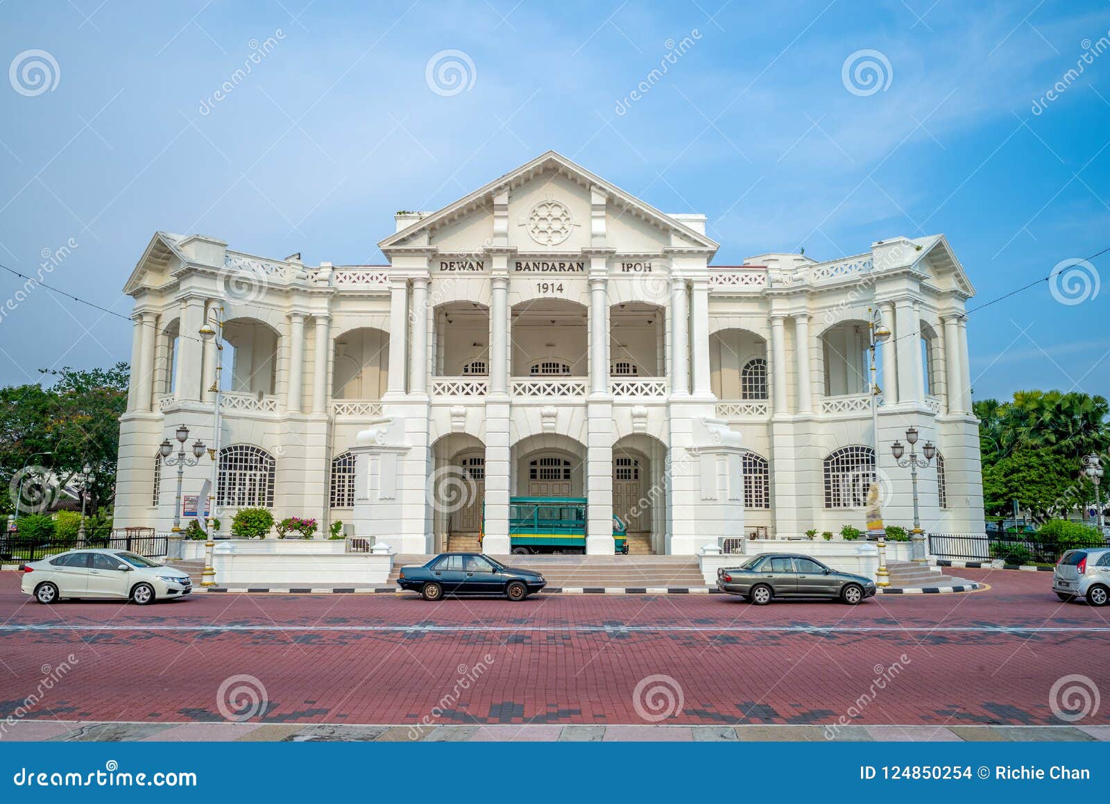 Dewan Bandaran Ipoh, Ipoh Town Hall Stock Photo - Image of historical