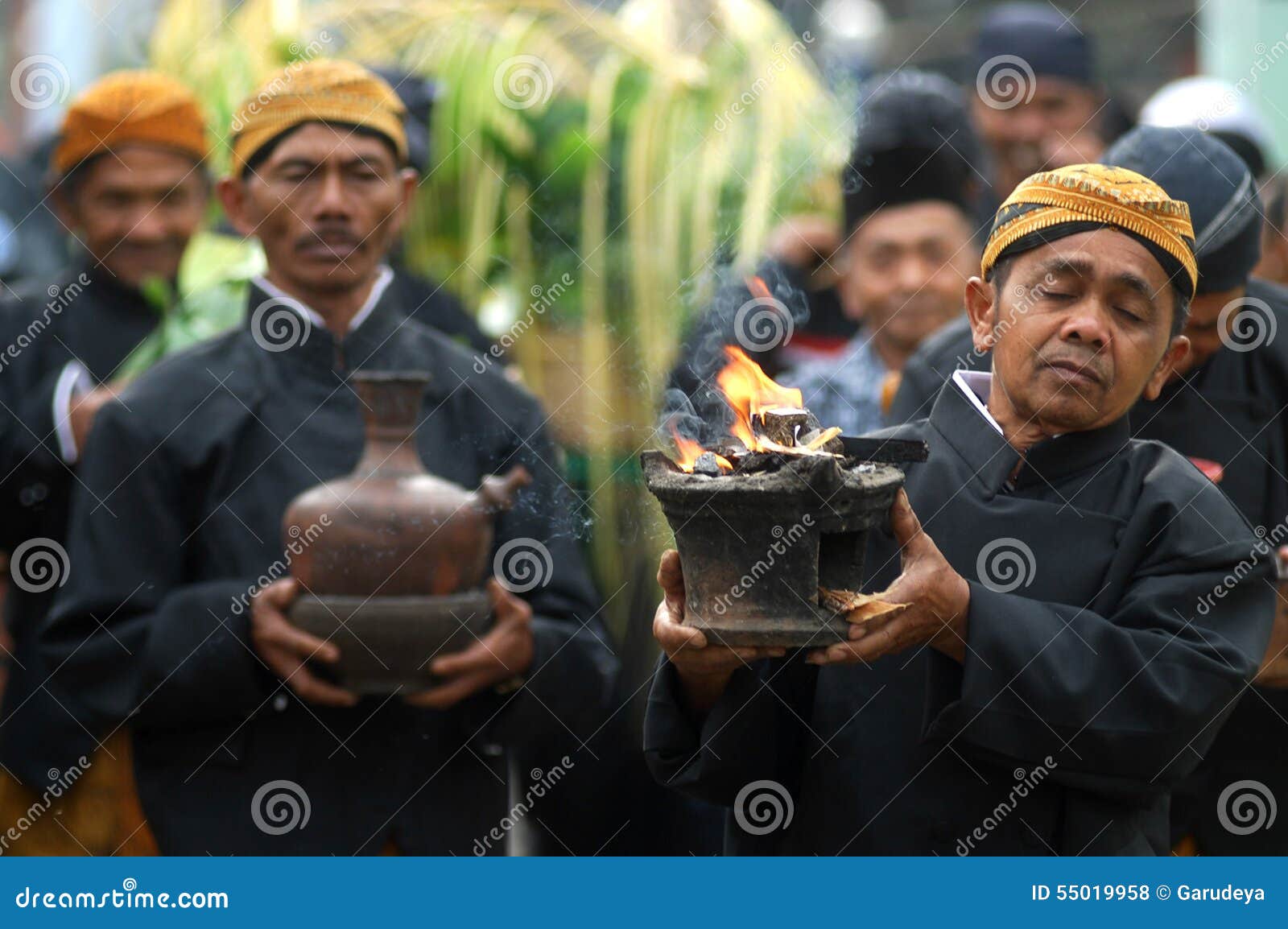 DHUKUTAN THANKSGIVING RITUAL Editorial Stock Photo - Image of indonesia