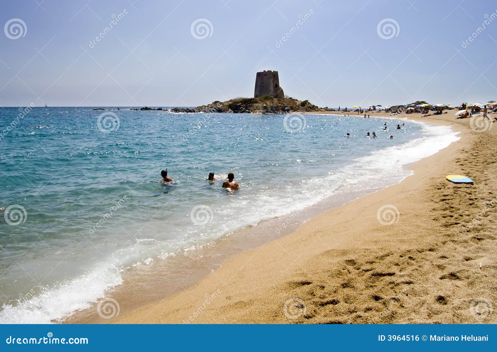 Di bari Torre. Bari plaży barisardo Sardynii Włochy tower