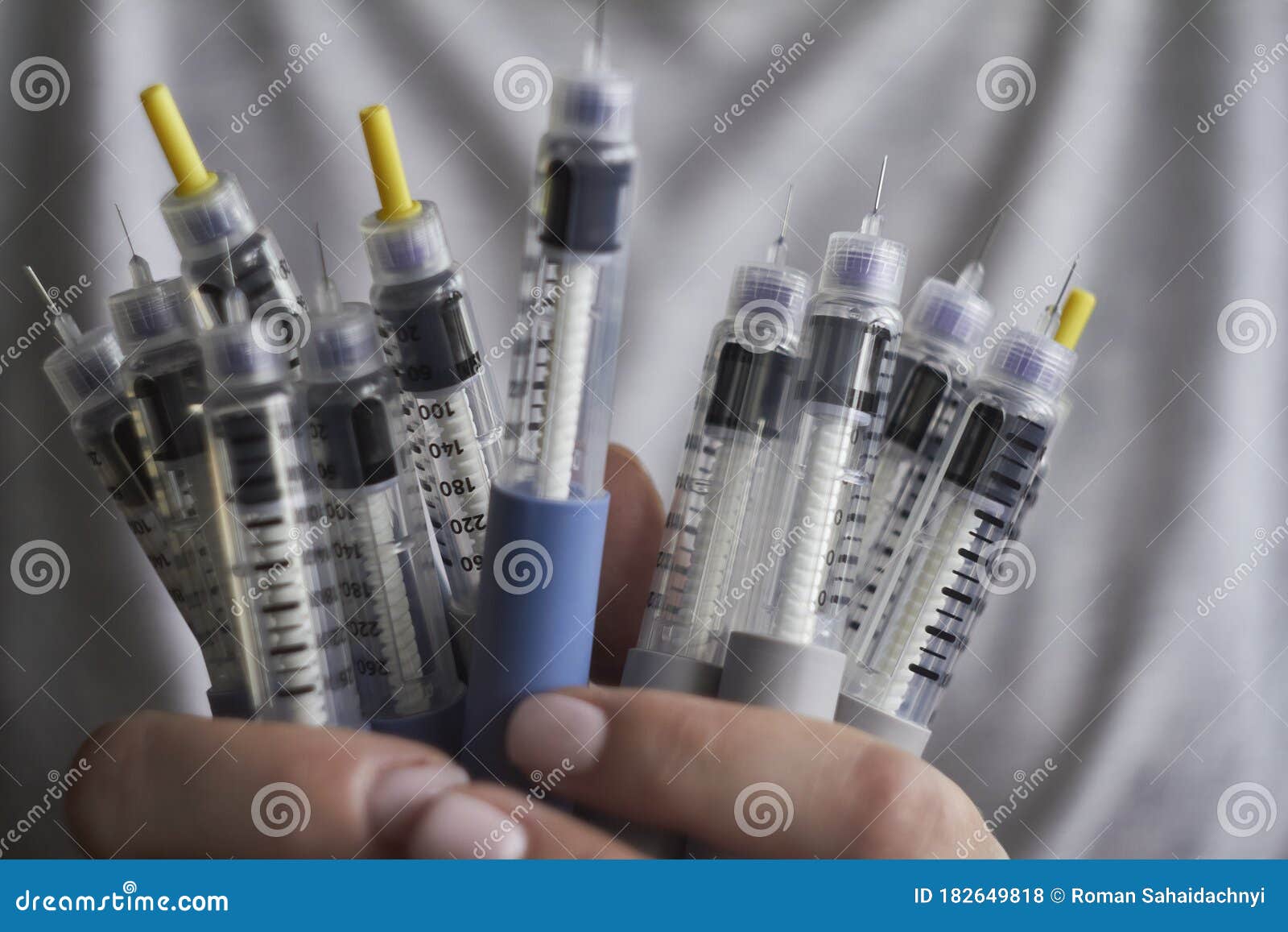 924 Insulin Needles Stock Photos - Free & Royalty-Free Stock Photos from  Dreamstime