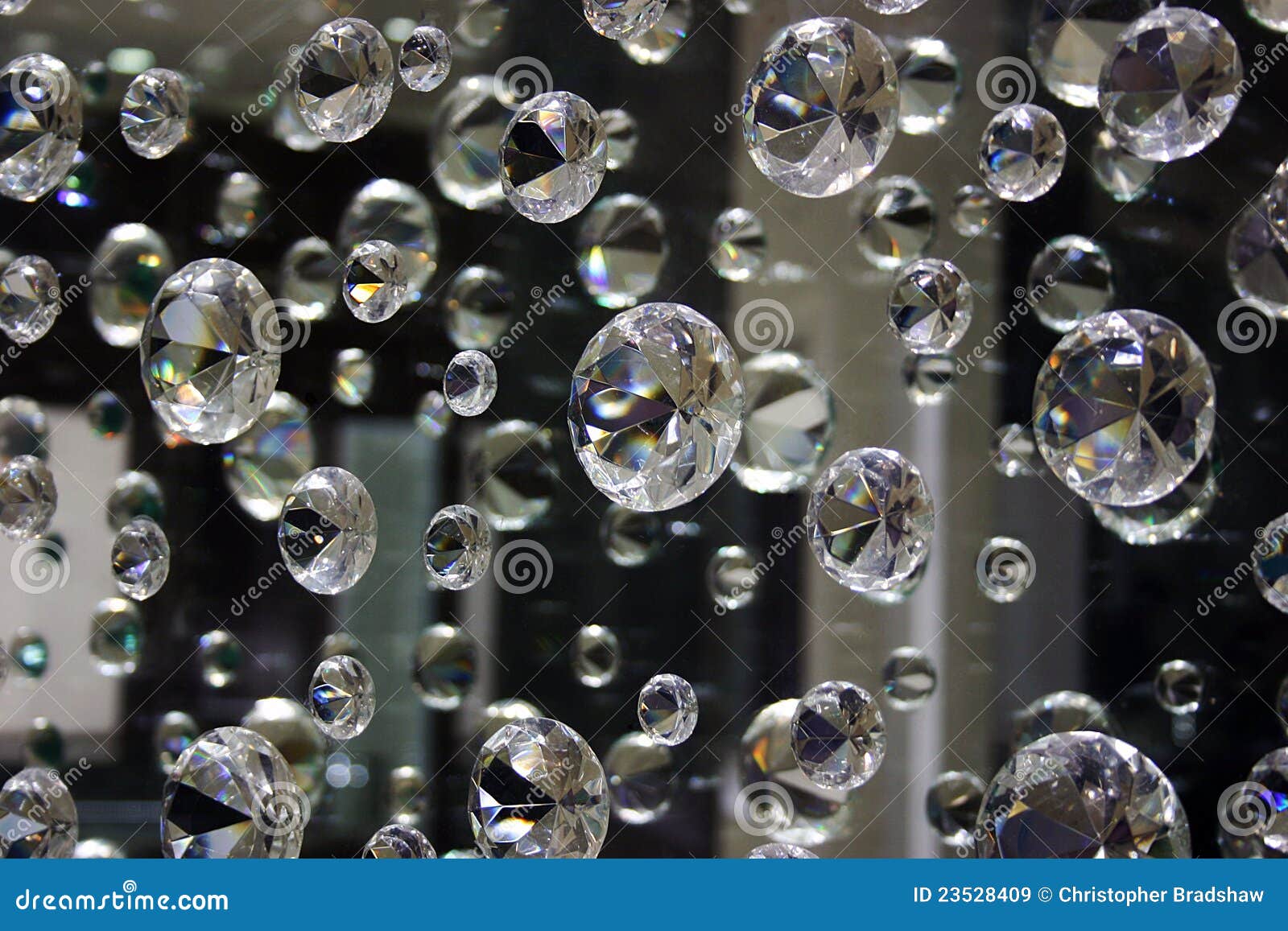 https://thumbs.dreamstime.com/z/diamant-spiegel-23528409.jpg