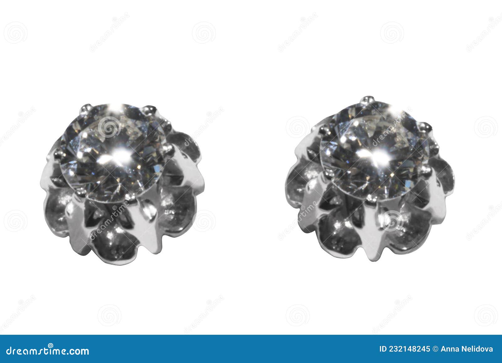 Big Round Solitaire Diamond Earring With One Earring De Focus Stock Photo -  Download Image Now - iStock