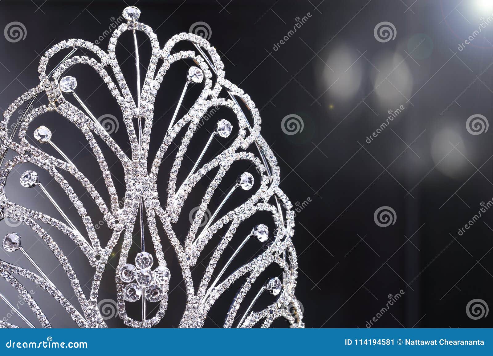 Diamon Silver Crown For Miss Pageant Beauty Contest Crystal Tia Stock Image Image Of Gemstone