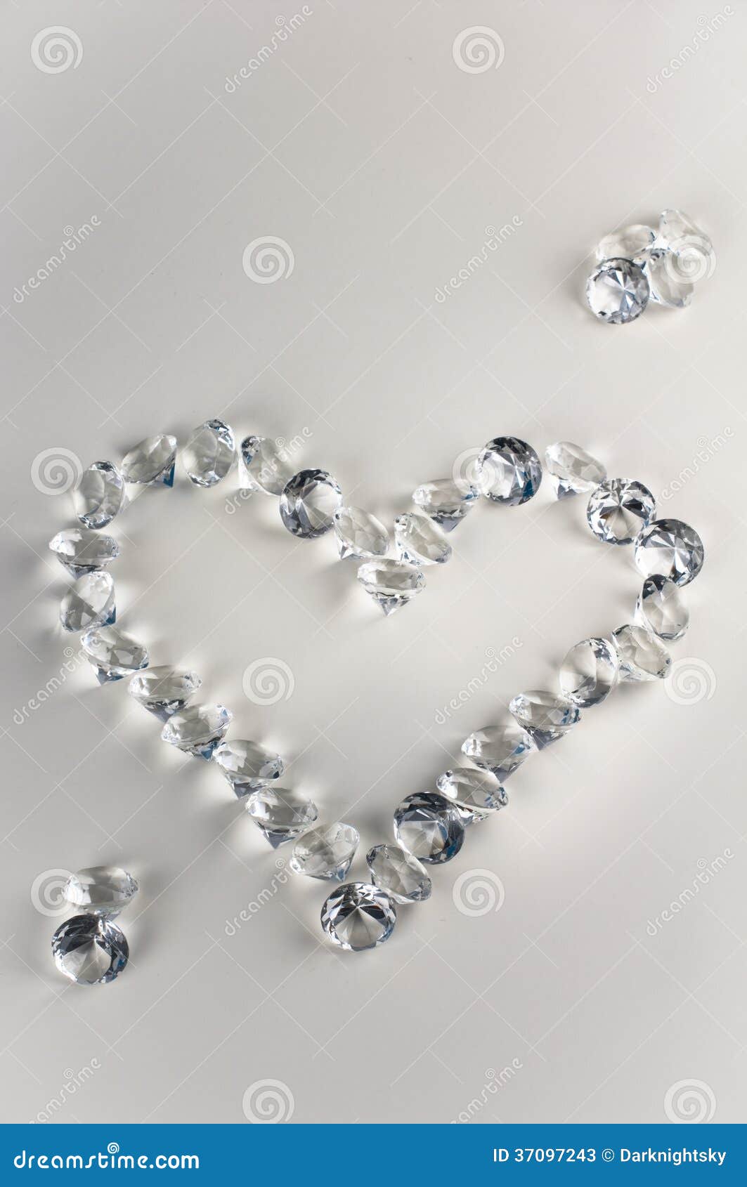 Diamonds heart stock image. Image of glitter, luxury 37097243