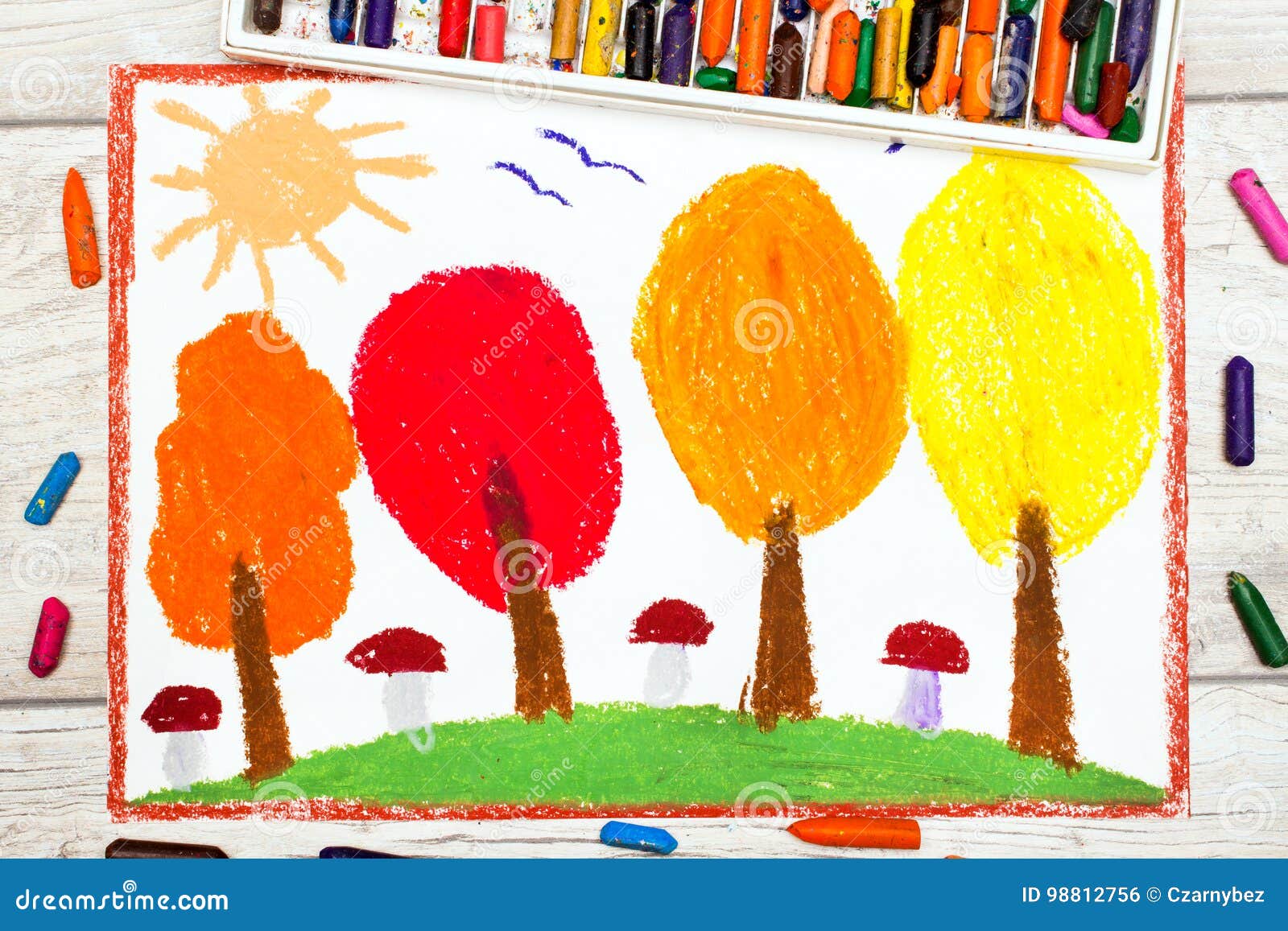 Dibujo: Paisaje Del Otoño, árboles Con Las Hojas Del Amarillo, Anaranjadas  Y Del Rojo Foto de archivo - Imagen de color, mano: 98812756