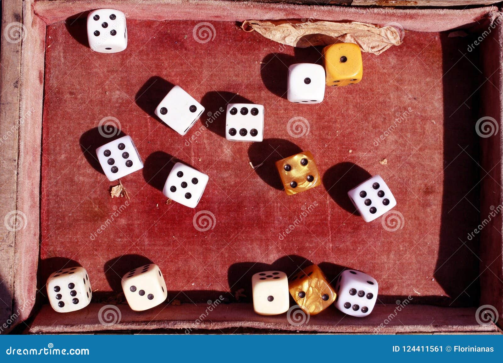 Dices in an Old Red Velvet Box. Lucky Number and Golden Dice. Game of  Chances. Stock Image - Image of risk, chance: 124411561