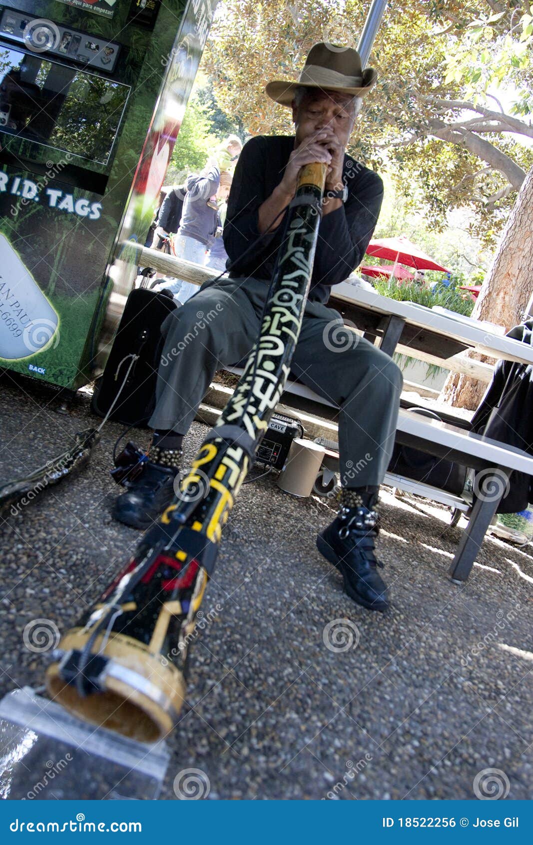Didgeridoo Man editorial photo. Image of circular, didge 18522256