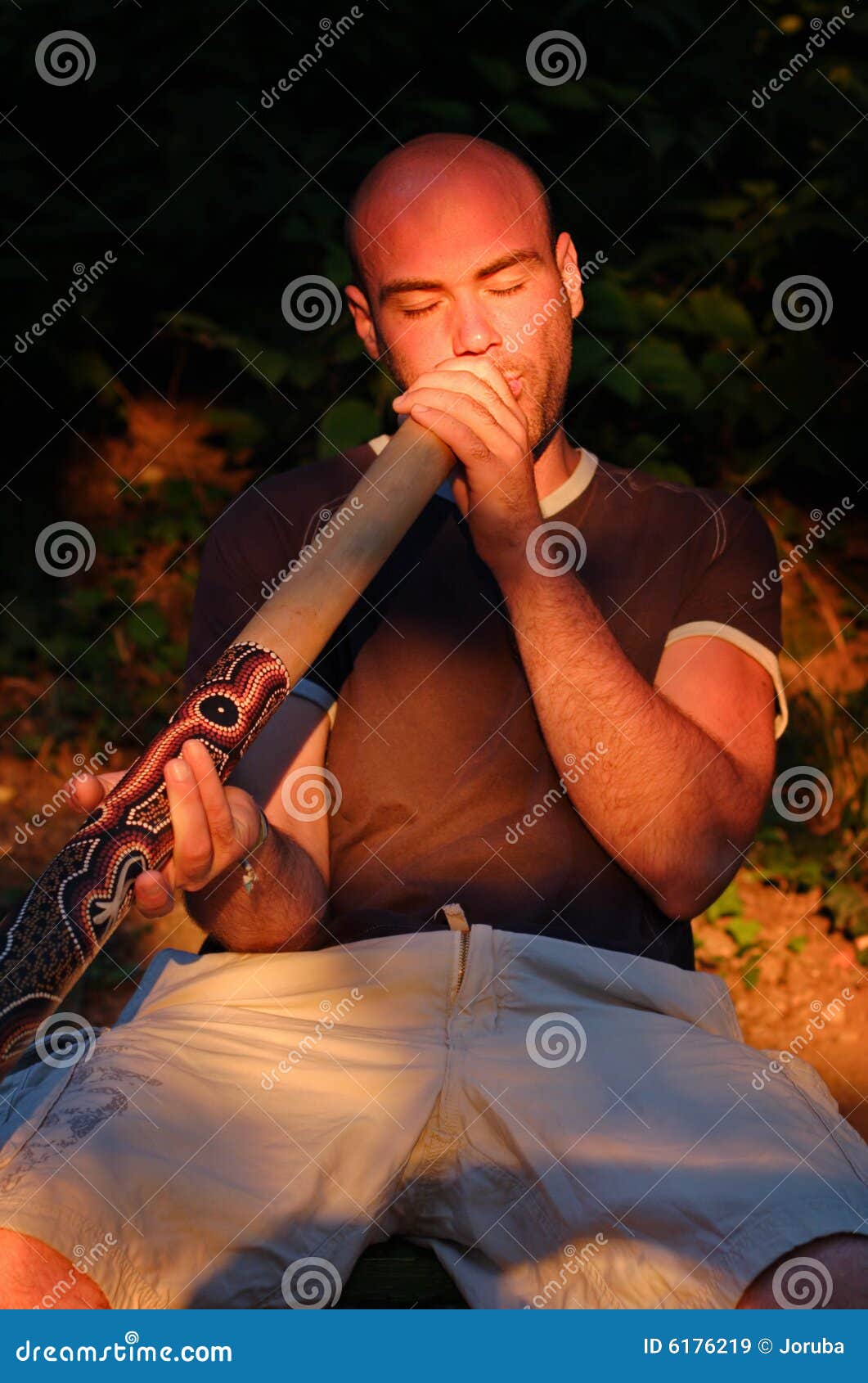 591 Didgeridoo Stock Photos - Free & Royalty-Free Stock Photos from  Dreamstime