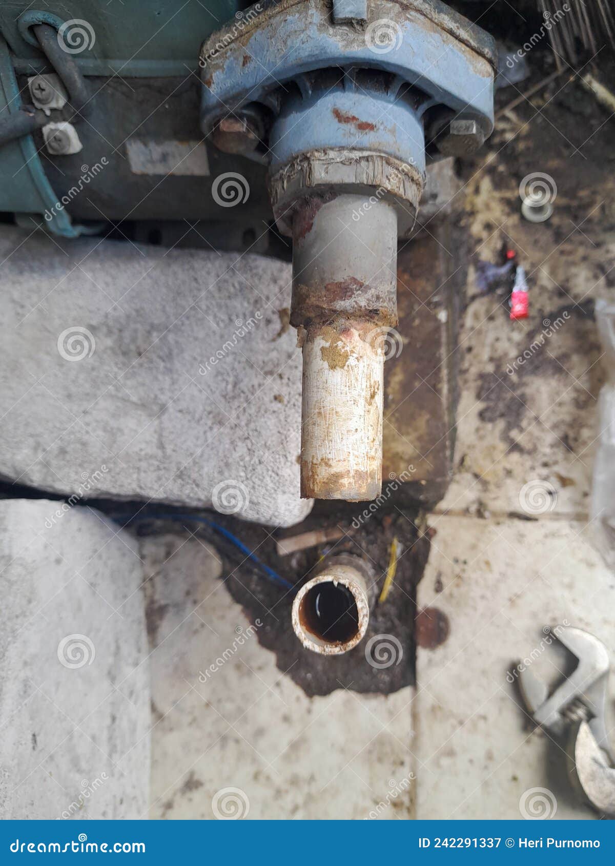 Die Beschädigte Wasserleitung Wird Repariert Und Mit L Verbindung