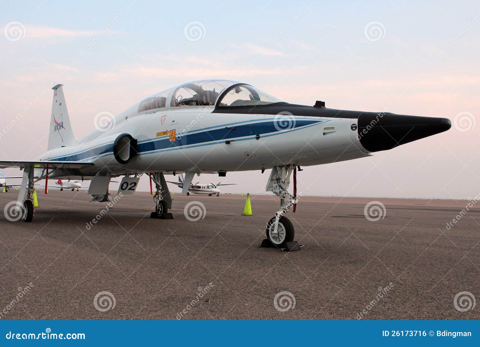 Die Talon T 38 Nasa Astronauten Strahlen Kursleiter Redaktionelles Foto Bild Von Hergestellt Amerika Die Talon T 38 Nasa Astronauten Strahlen Kursleiter Redaktionelles Foto Bild Von Hergestellt Amerika