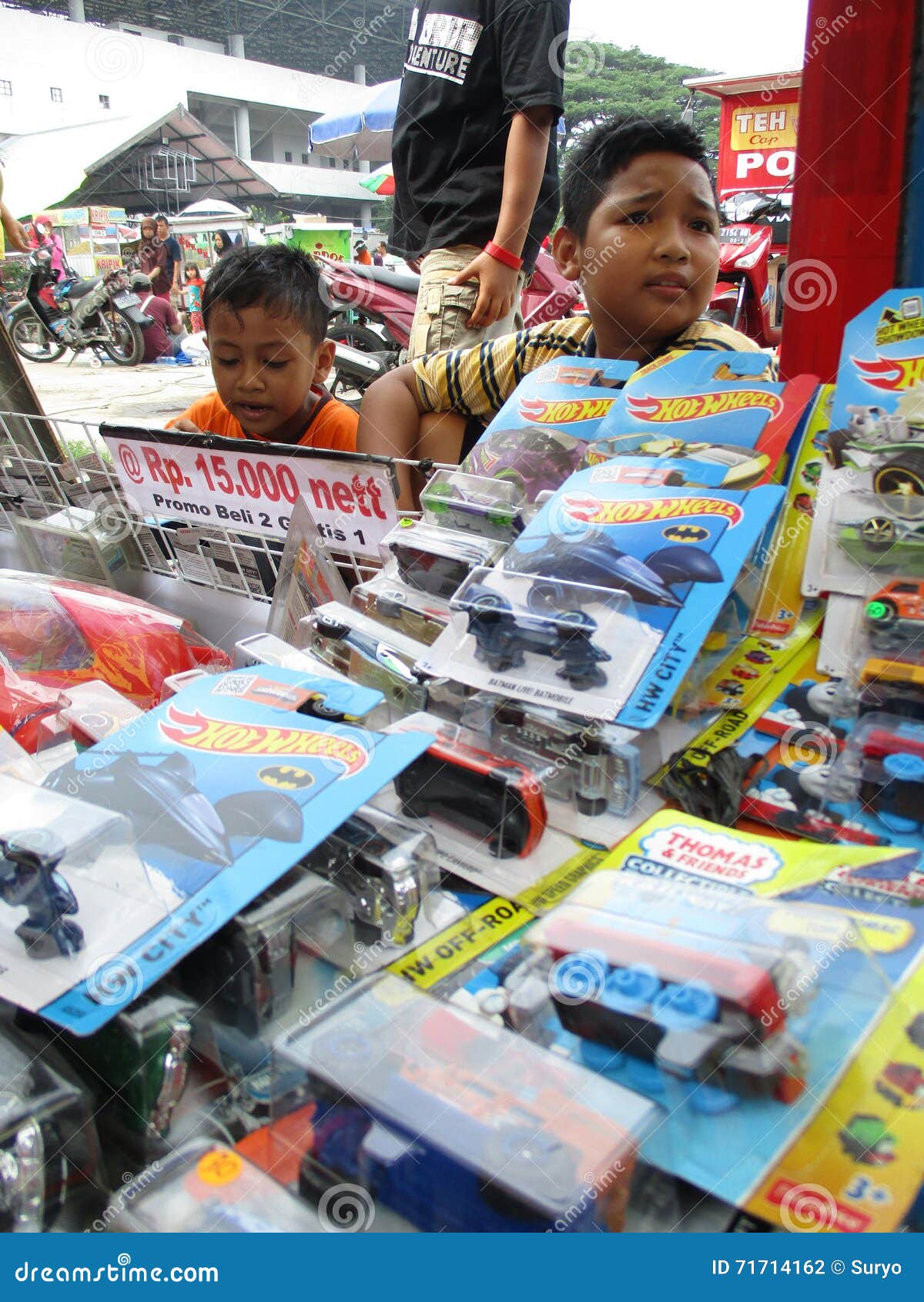 Diecast editorial photography. Image of diecast, child 71714162