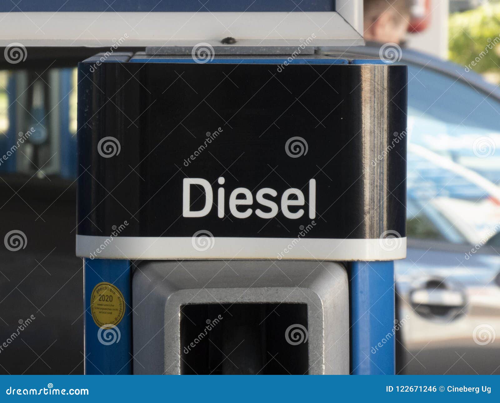 Berlin, Tankstelle, Zapfsaeulen . Diesel Super Plus Super Benzin Stock  Photo - Alamy