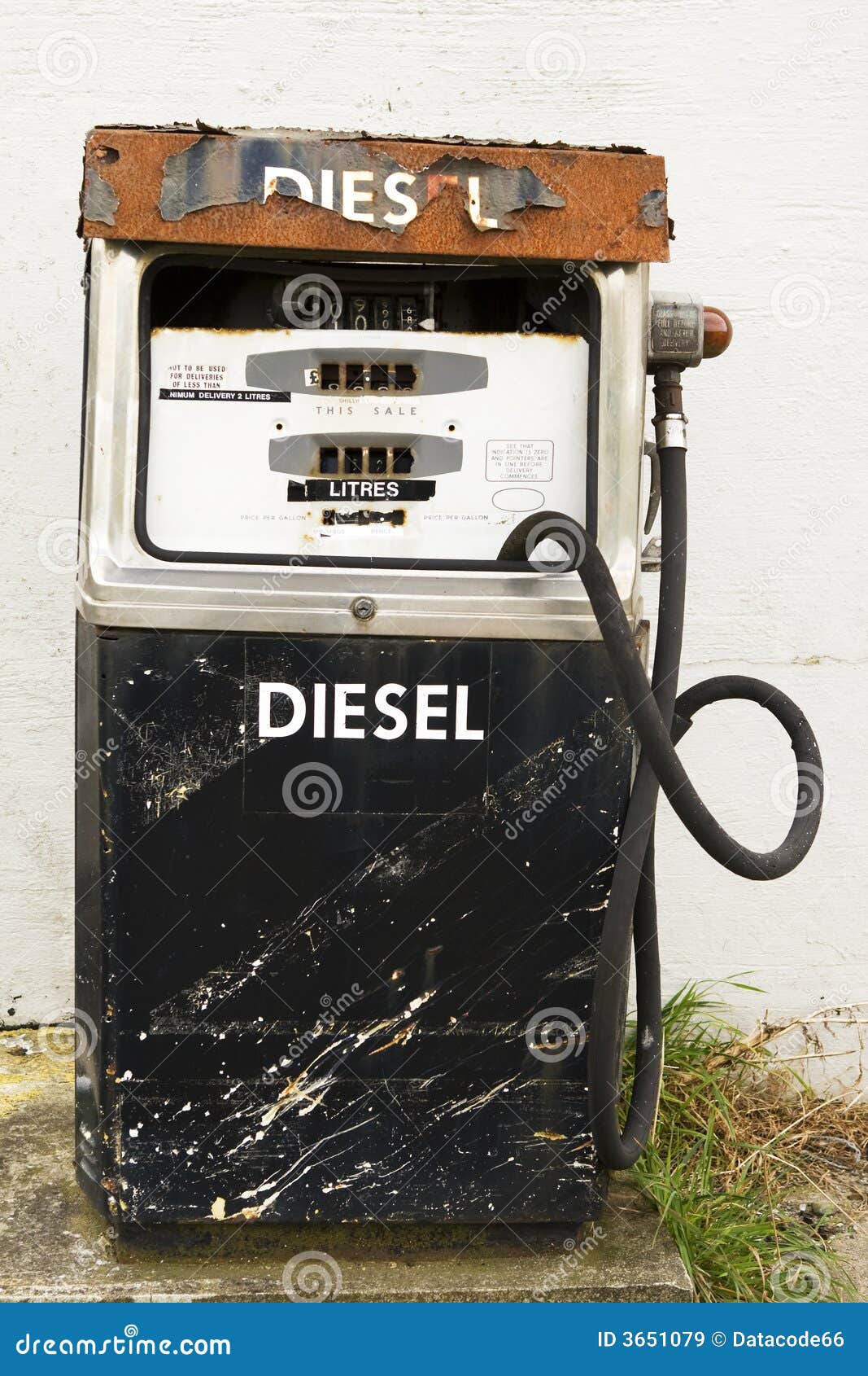 2,755 Old Diesel Pump Stock Photos - Free & Royalty-Free Stock Photos from  Dreamstime