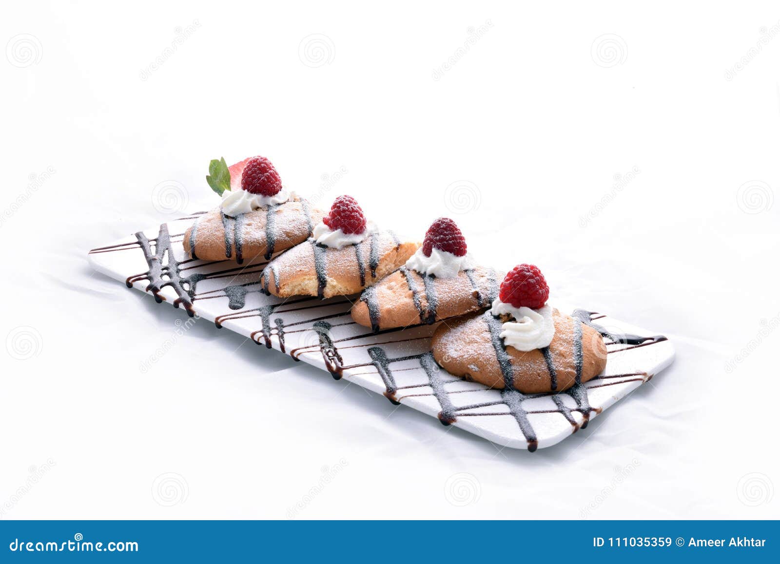 Diet Dessert- Oats Cookies With Cream, Chocolate And Berries Stock Image - Image of creame ...
