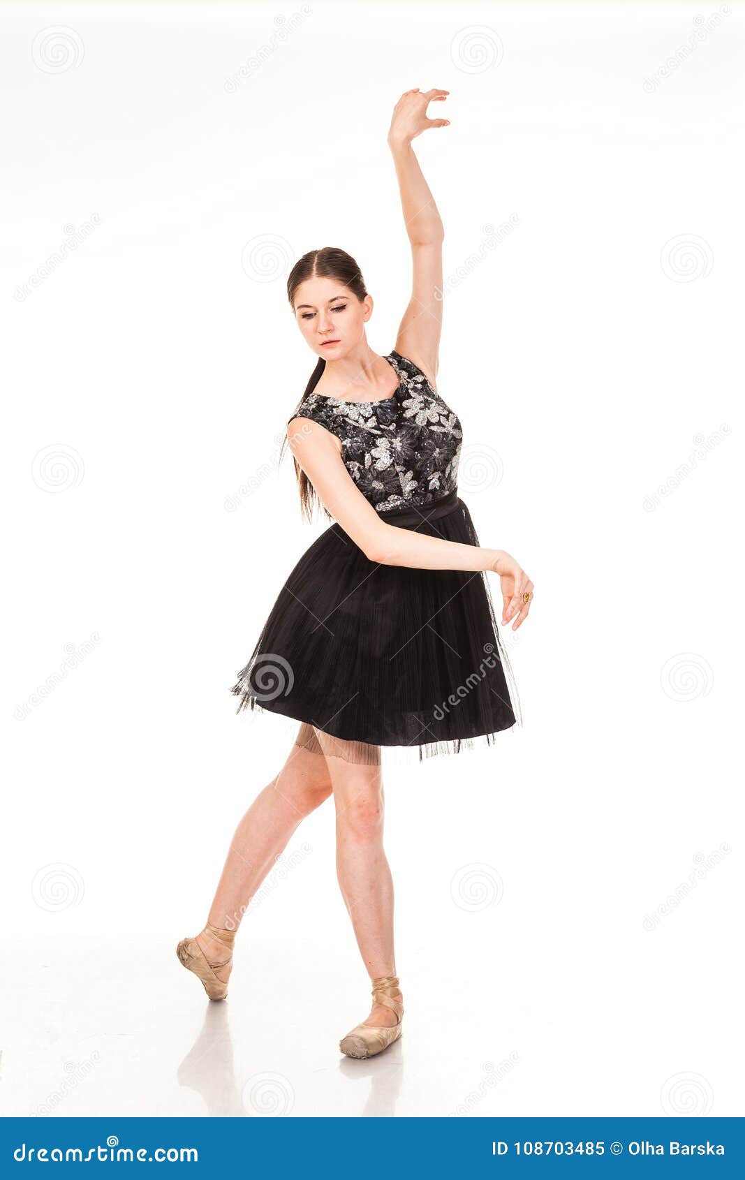 Acrobatic Pose: Over 101,226 Royalty-Free Licensable Stock Photos |  Shutterstock