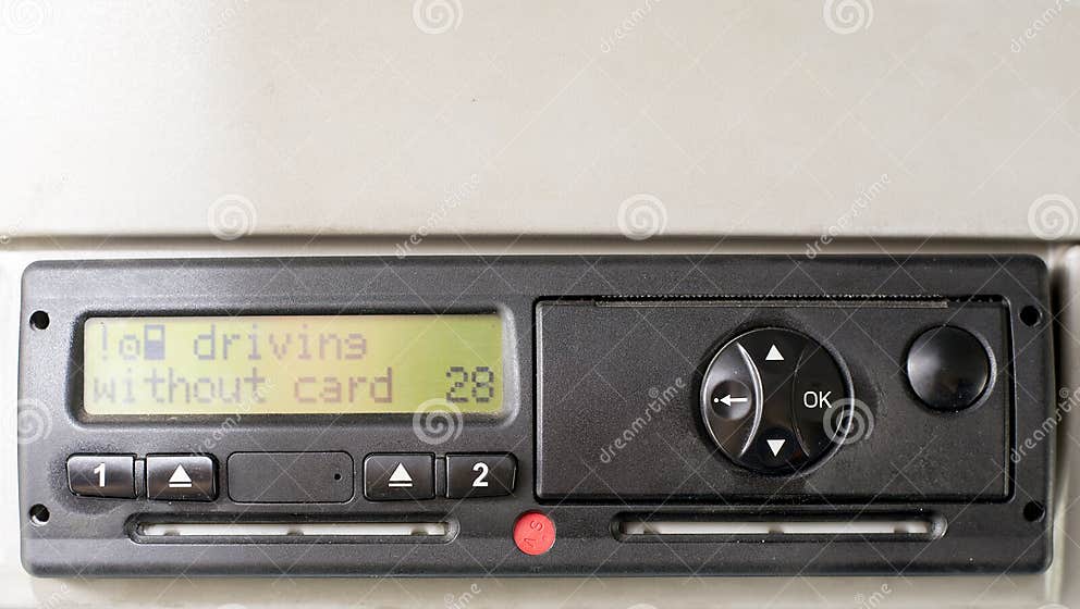 Digital Tachograph Display Reads DRIVING without CARD. No Inserted Card