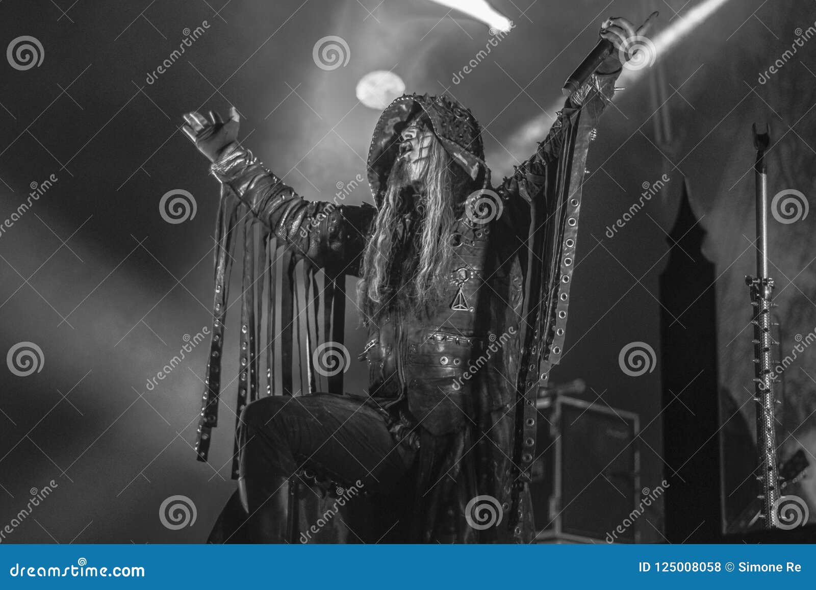 Dimmu Borgir, Shagrath , Live Concert 2018 Hellfest Editorial Photo - Image  of portrait, dark: 125007801