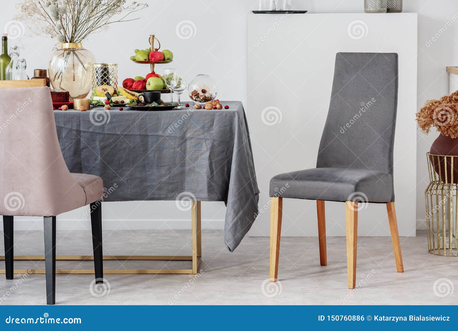 Dining Room Design Idea with Stylish Chair and Table with Grey