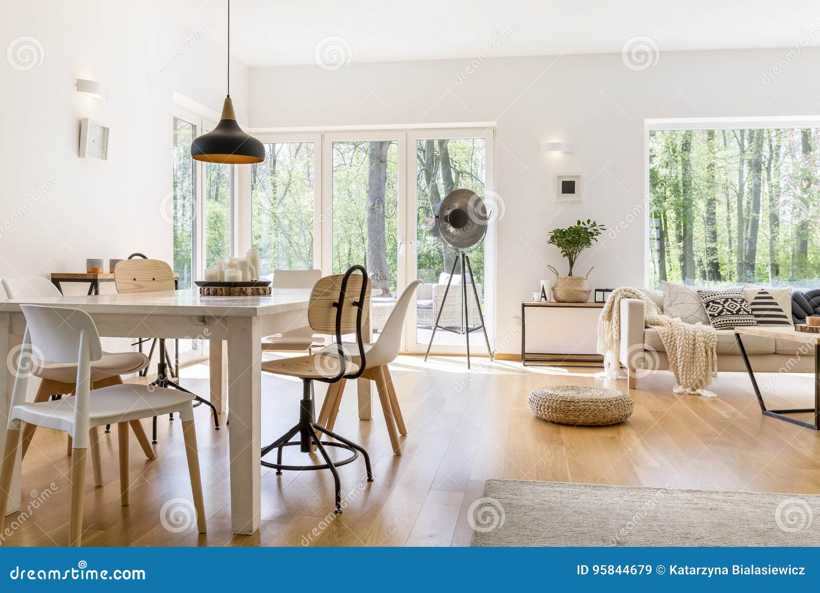 Dining space in lounge stock image. Image of cozy, coffee - 95844679