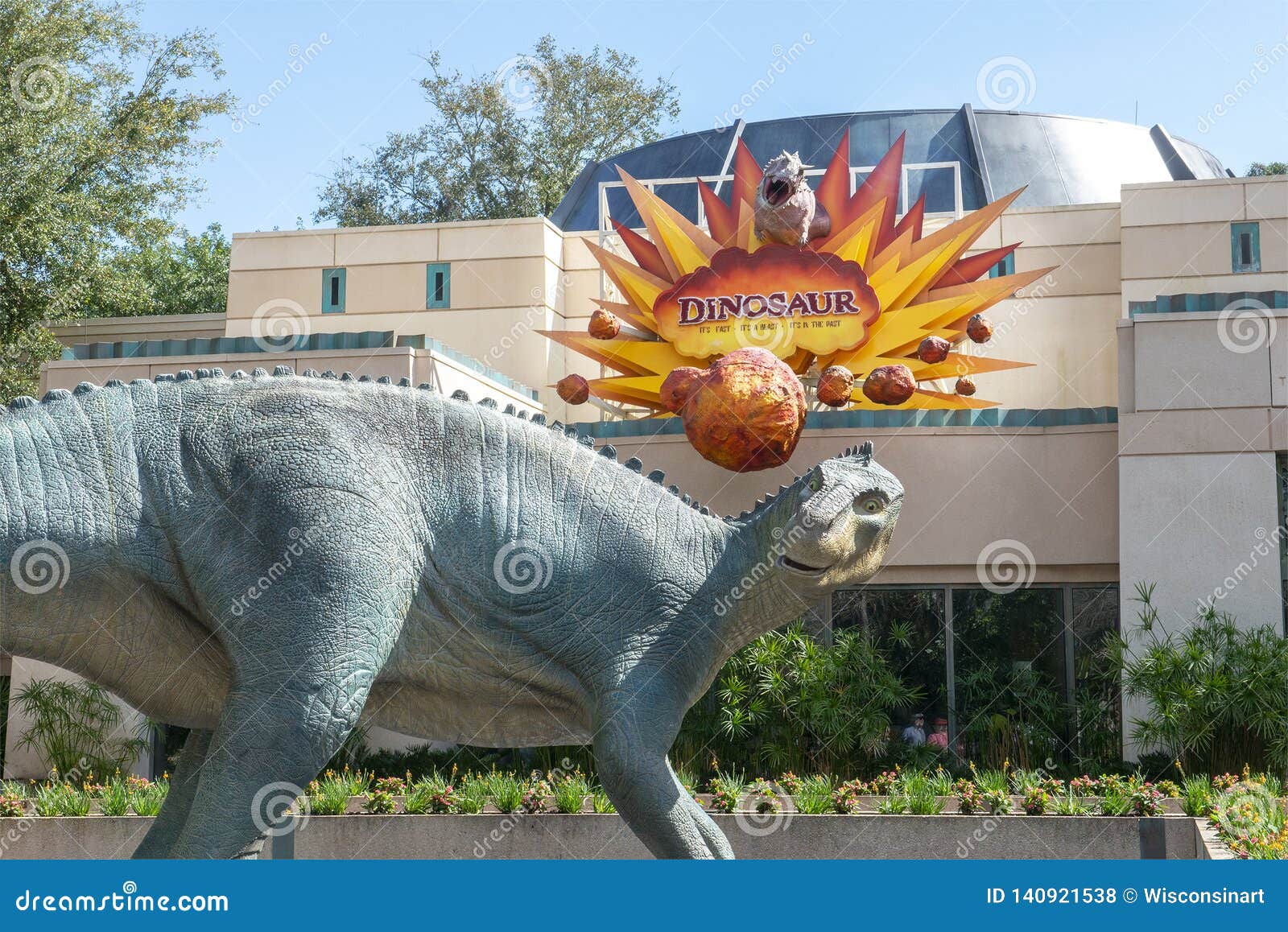 where to see dinosaurs at disneys animal kingdom