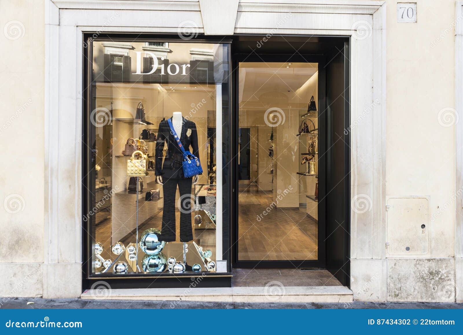 Dior shop in Rome, Italy editorial photography. Image of shopping ...