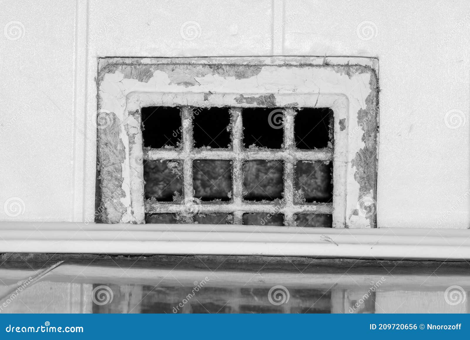 Dirty Air Vent Grille in the Bathroom Ceiling Stock Photo - Image of ...