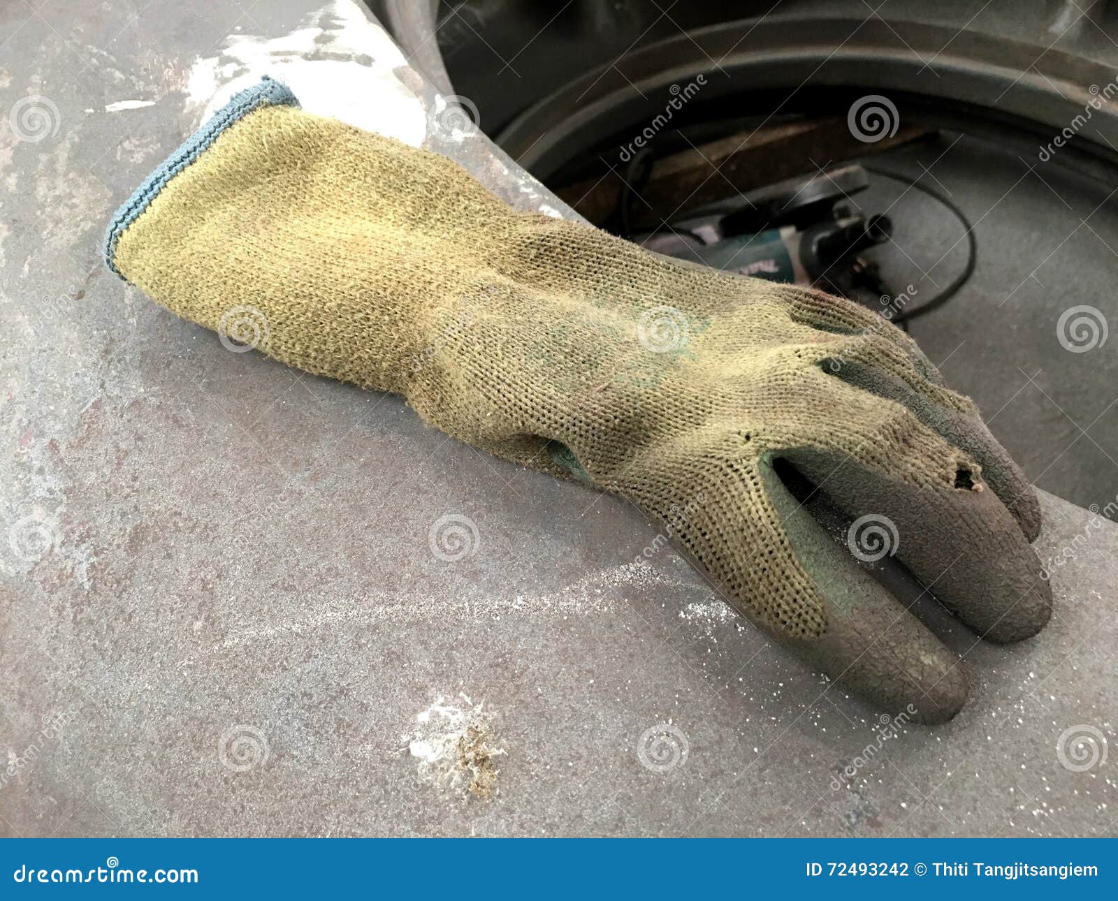 Dirty glove stock photo. Image of fingers, cleaning, carry 72493242