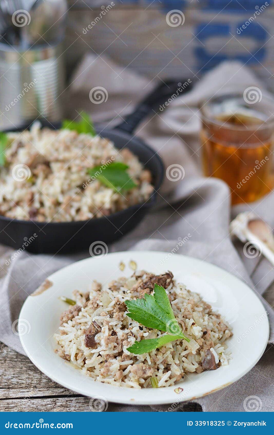 Dirty Rice with Ground Beef Stock Image - Image of dinner, bell: 33918325