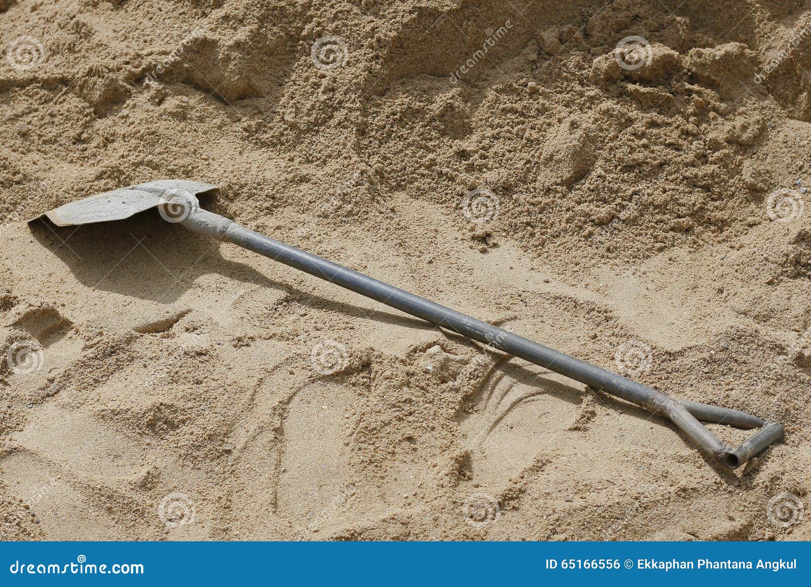 Dirty shovel on sand stock photo. Image of earth, trowel 65166556