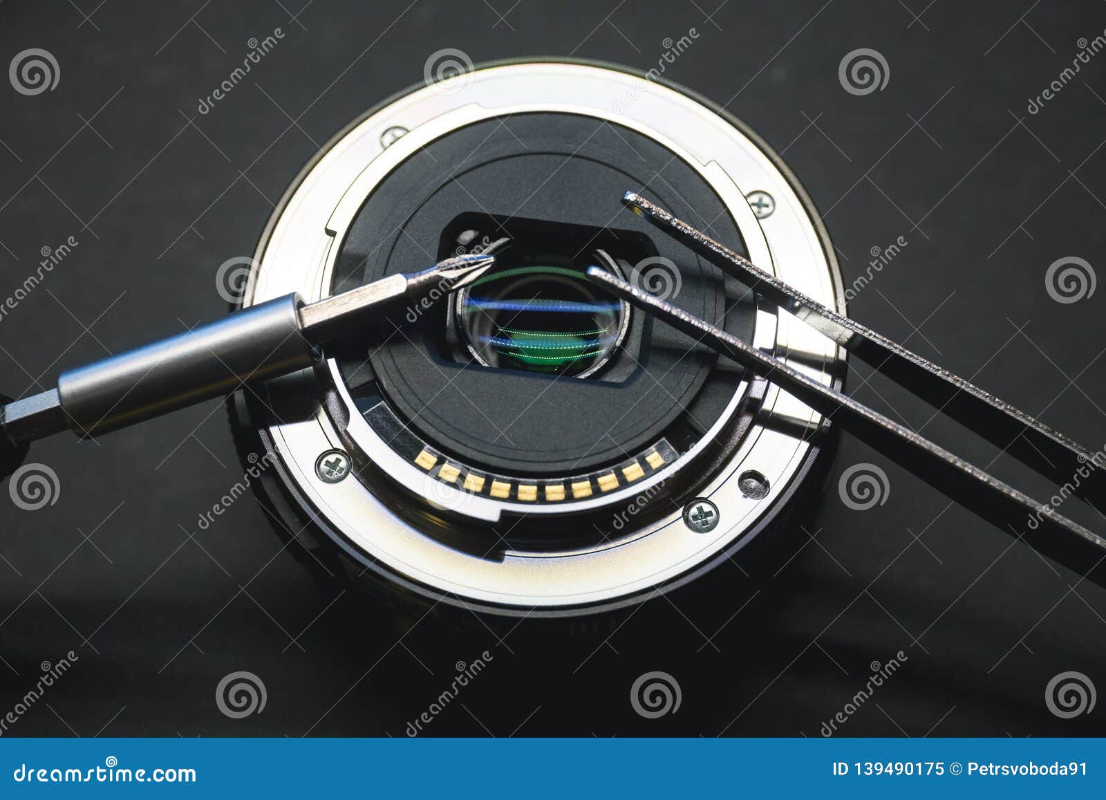 Disassemble and Repair Process of Professional Modern Digital Camera