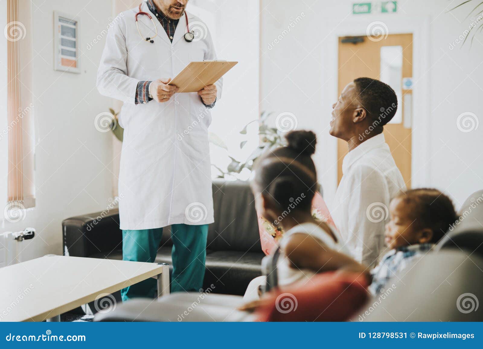 discharged patient talking to a doctor