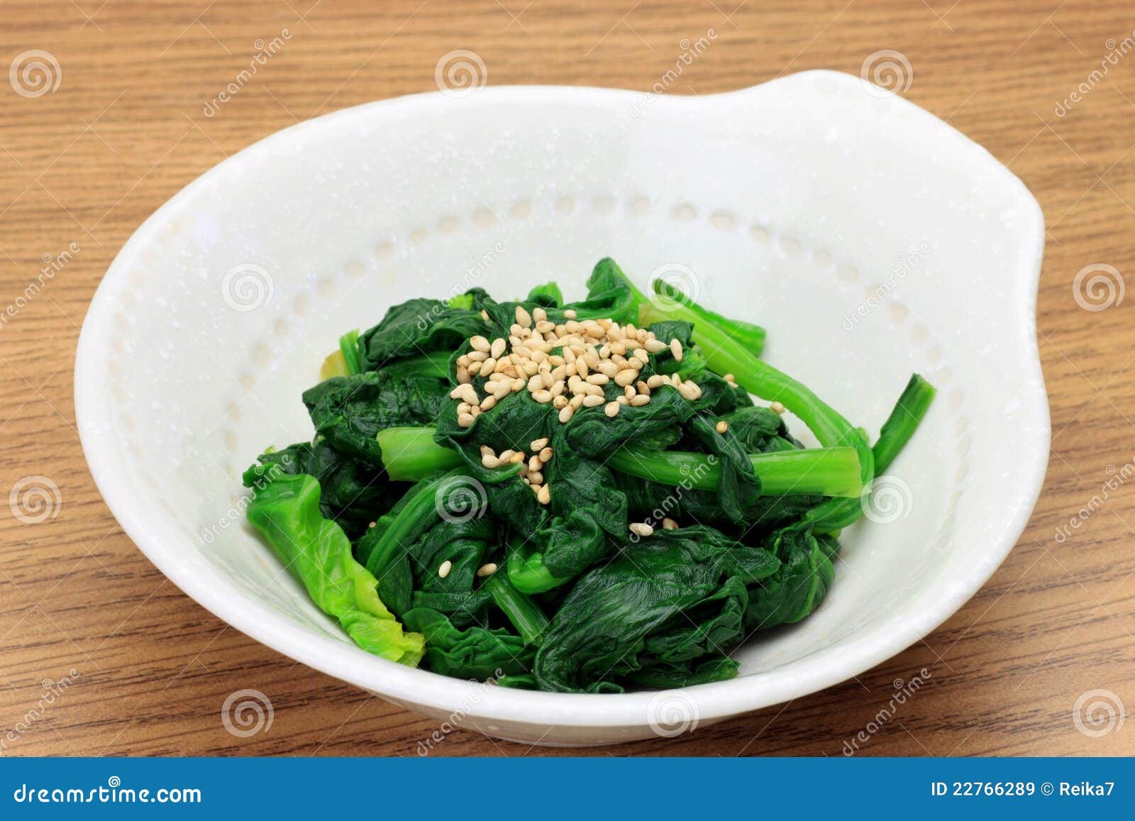Dish of the spinach stock image. Image of leaf, vegetable 22766289