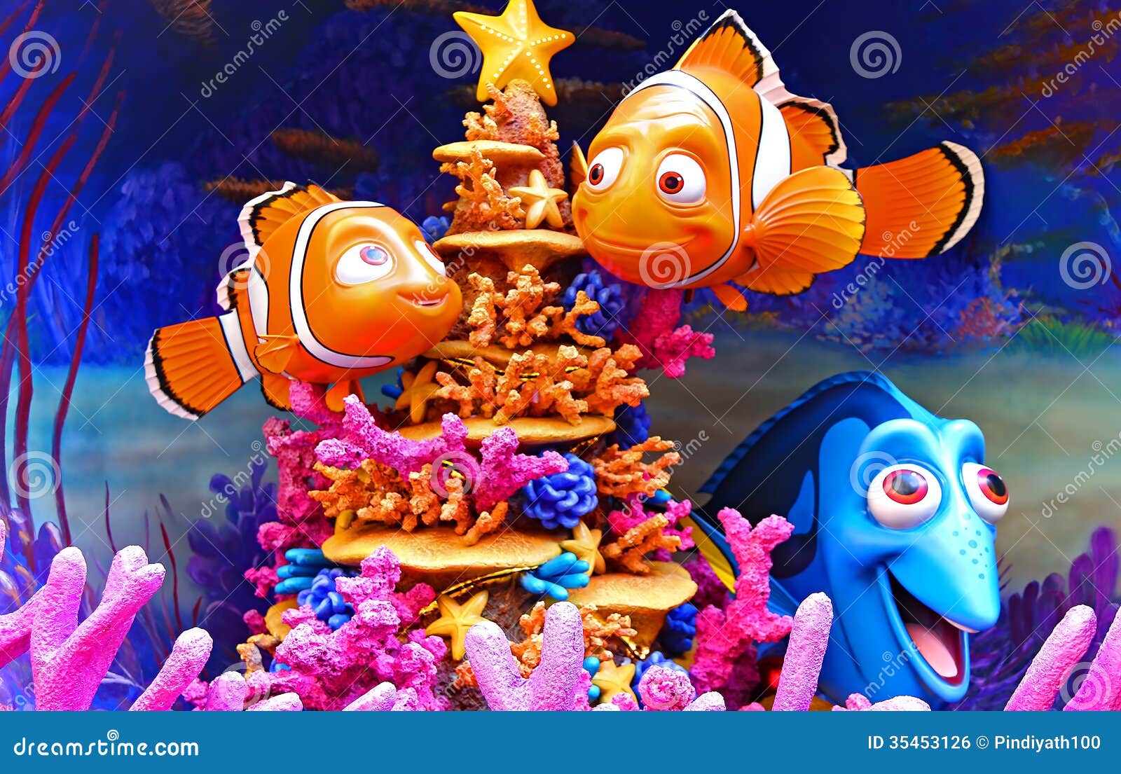 Disney Finding Nemo Characters Editorial Photo - Image of cartoon, cute:  35453126