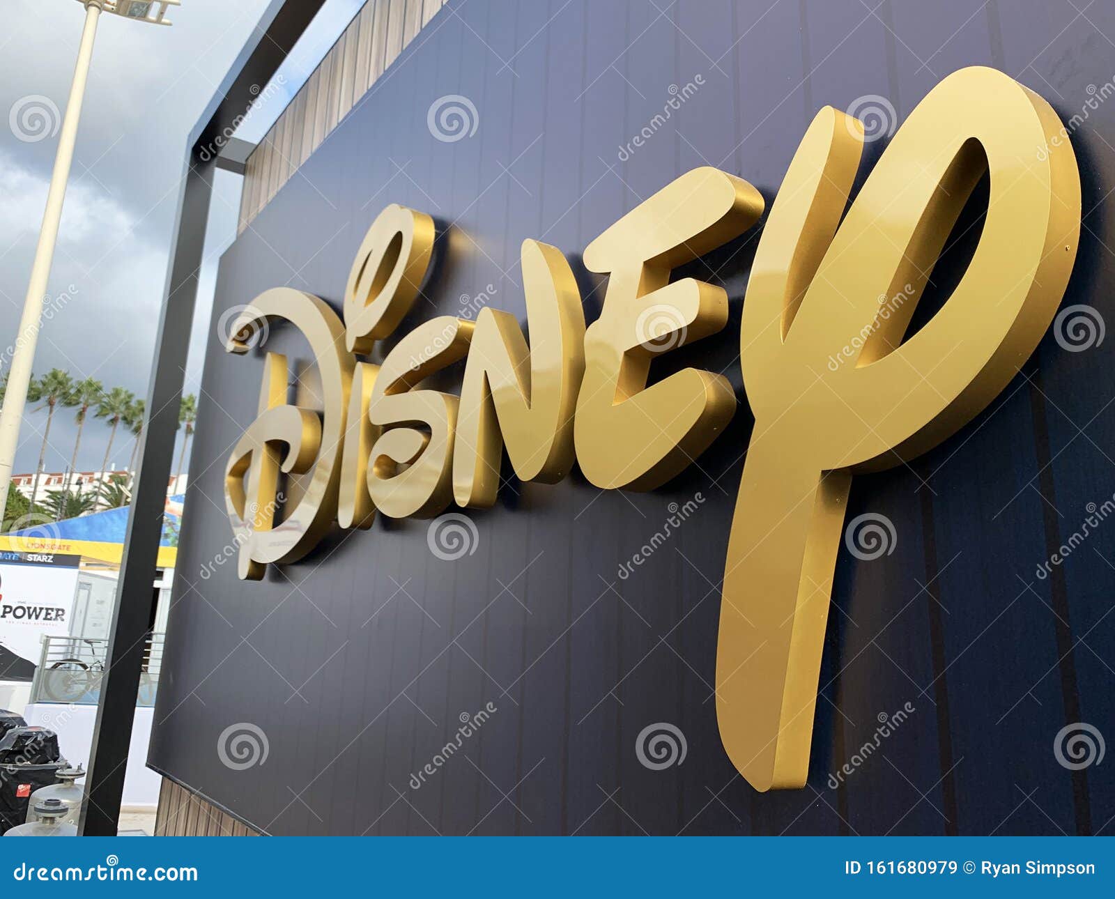 disney world logo