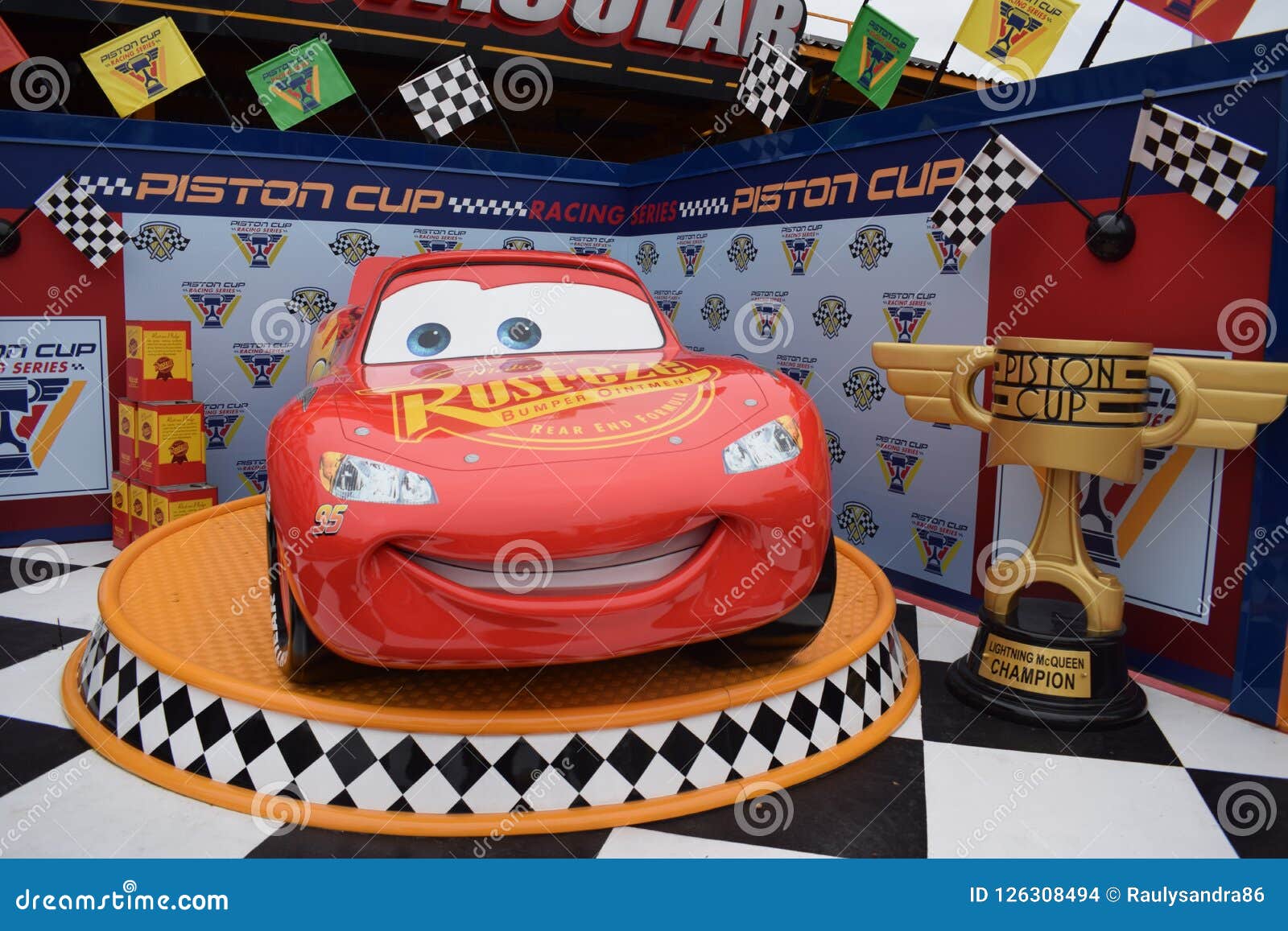 Disneyland Paris Rayo McQueen Editorial Stock Image Image of rooms