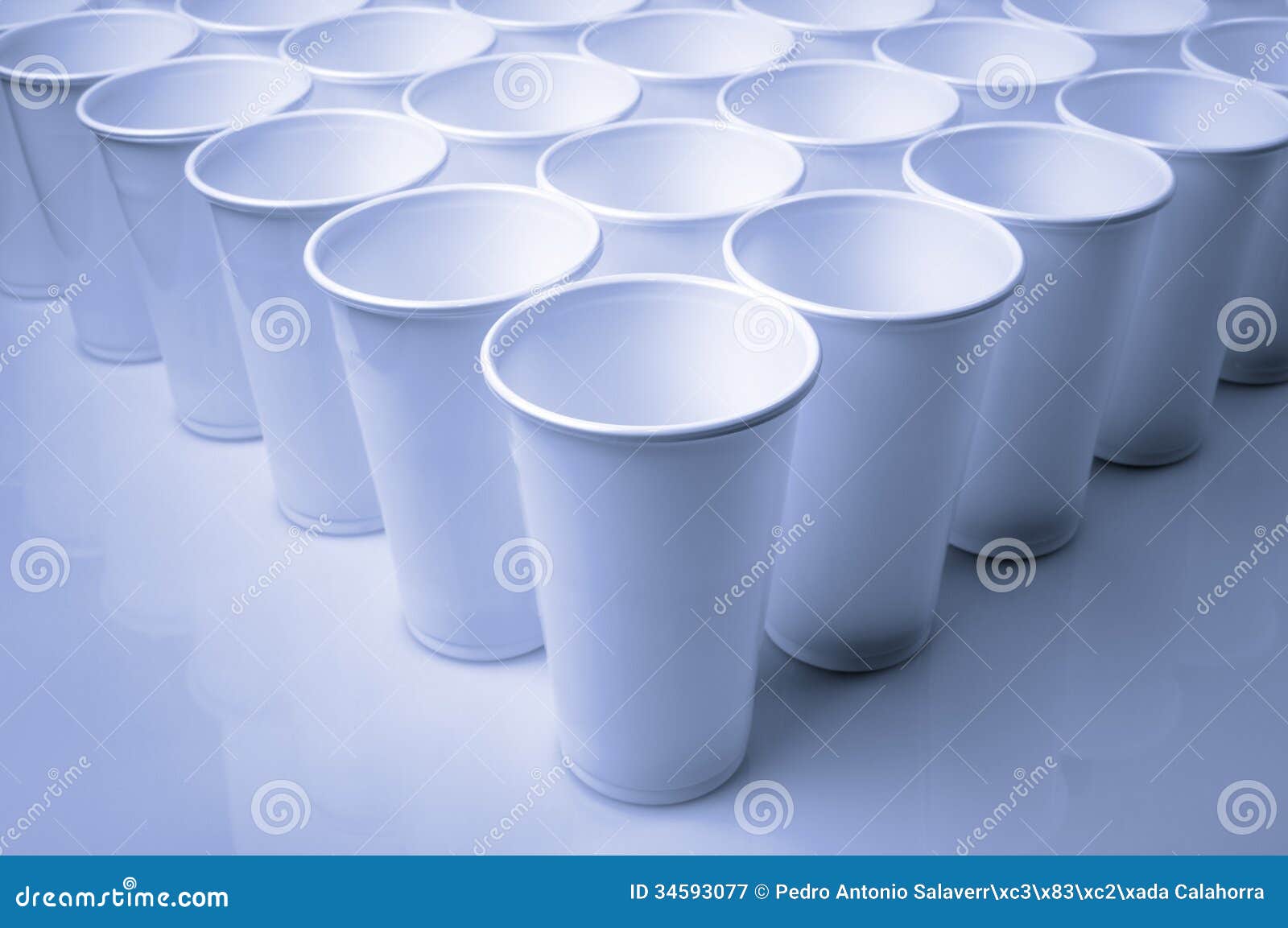 Disposable dishes stock image. Image of plastic, party 34593077