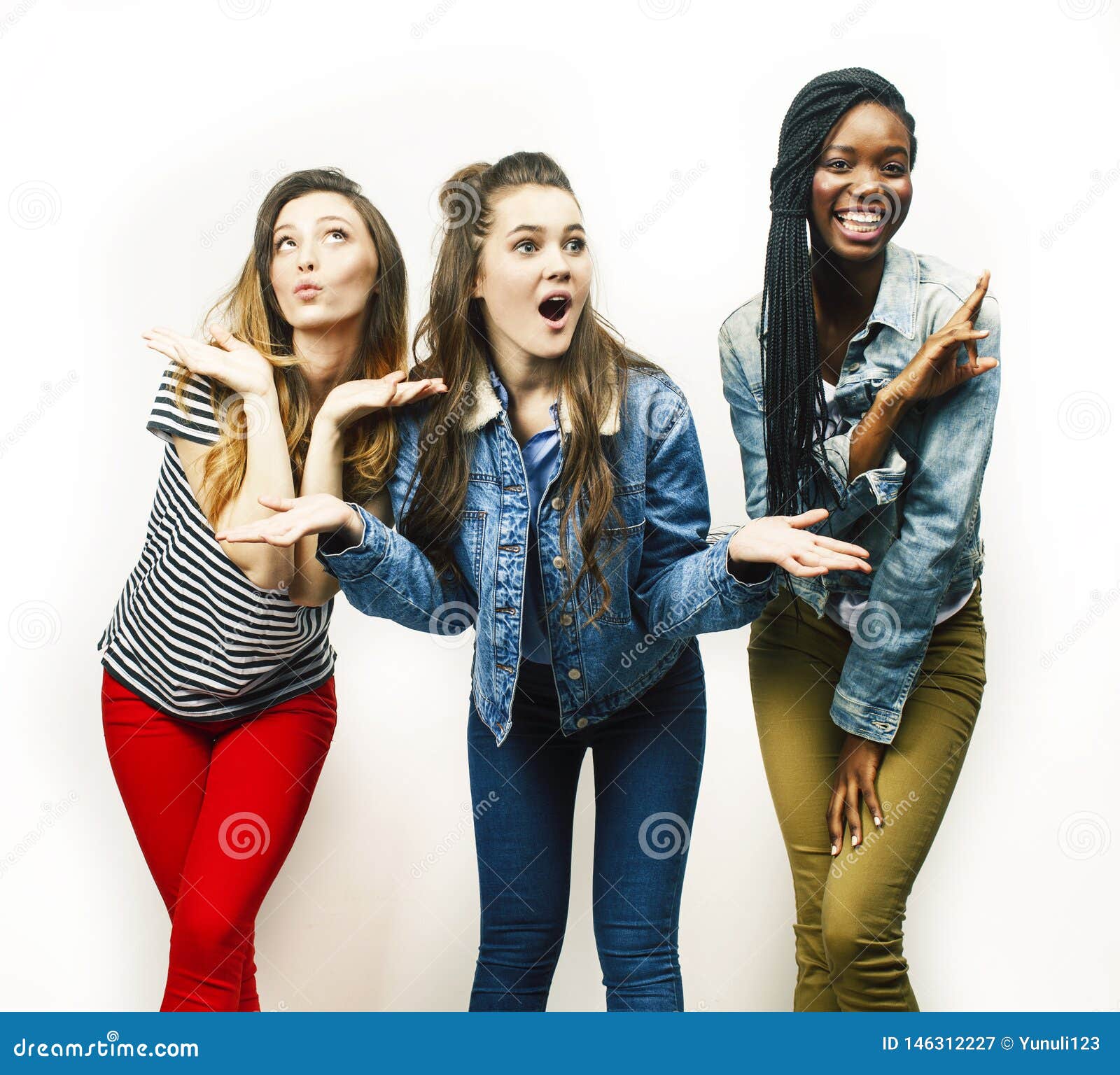 Three best friends group photo poses // friends group photo poses - YouTube