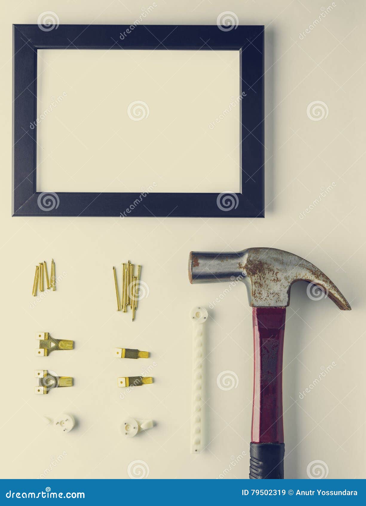 Diy画框工具库存图片 图片包括有布琼布拉 设备 没人 讨论会 阿帕卢萨马 片剂 背包