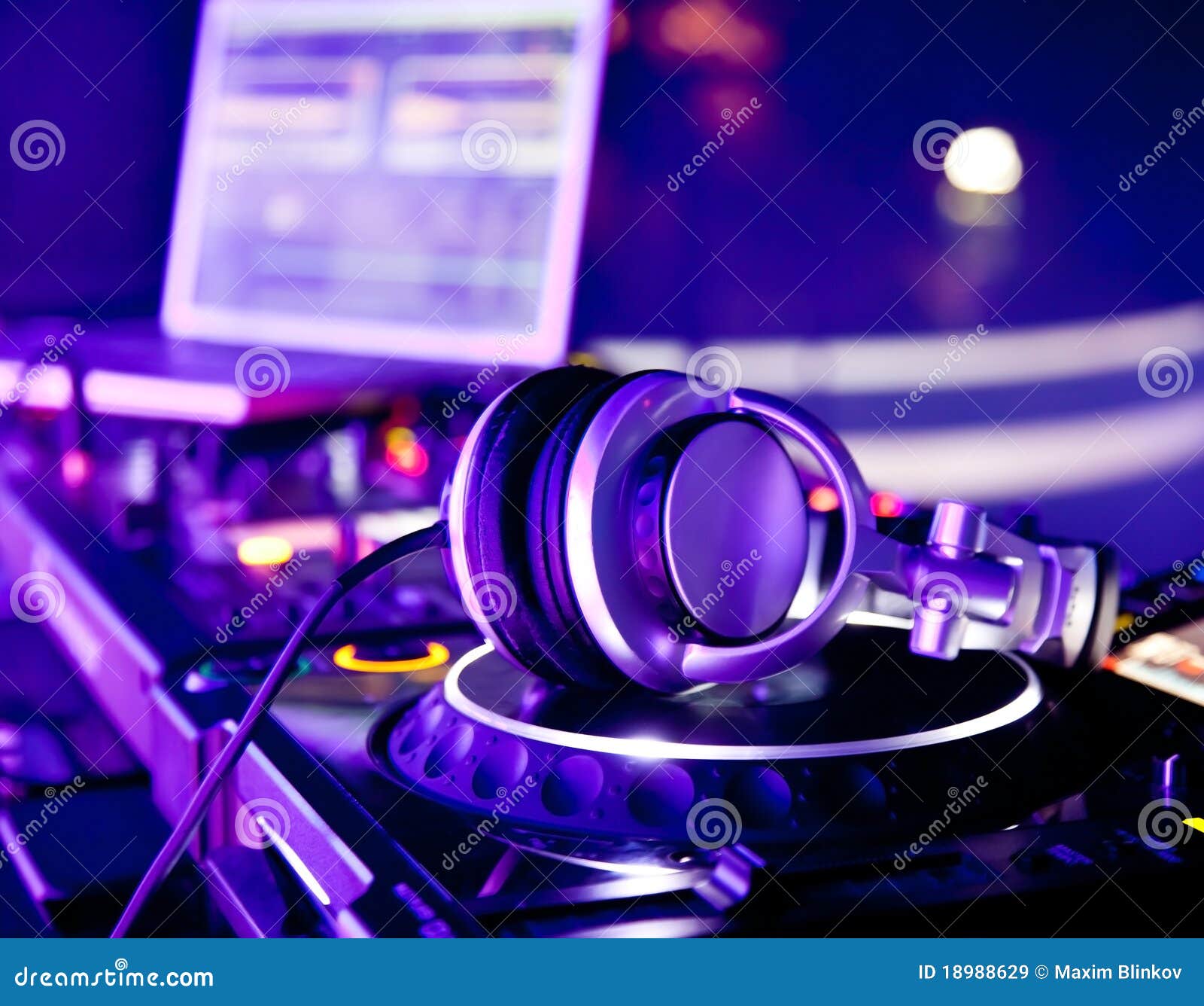 Dj mixer with headphones stock image. Image of volume 18988629