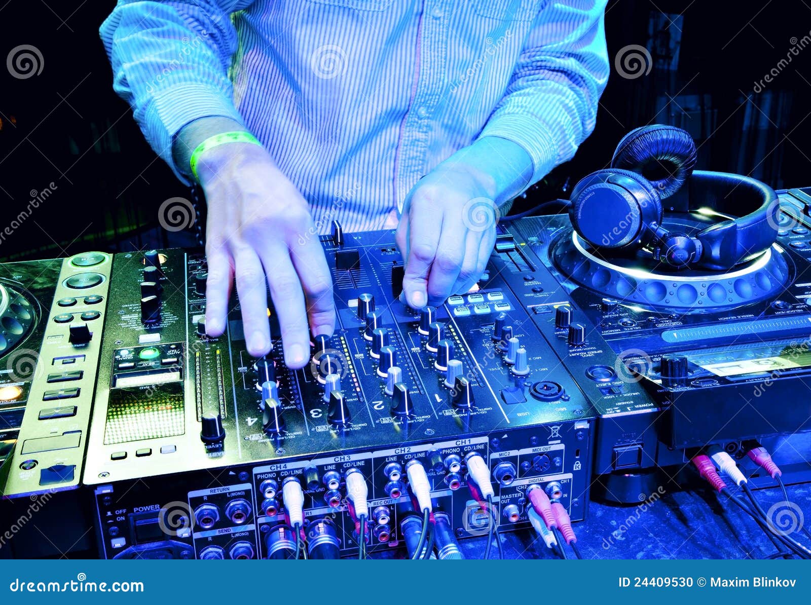 Dj mixes the track stock photo. Image of audio, panel 24409530