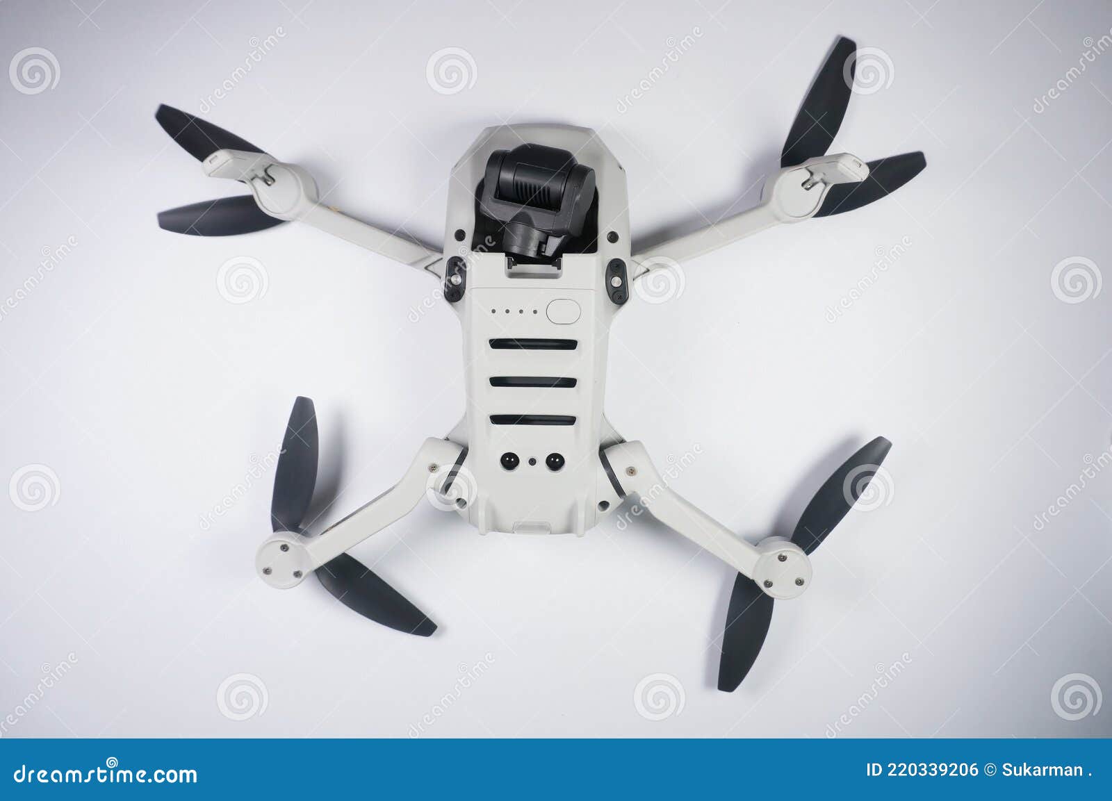 dji mavic mini 1  on white background