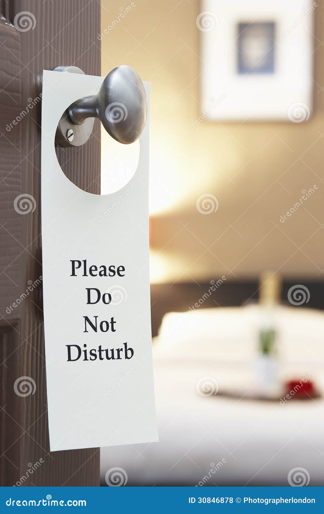 do not disturb sign on hotel room's door