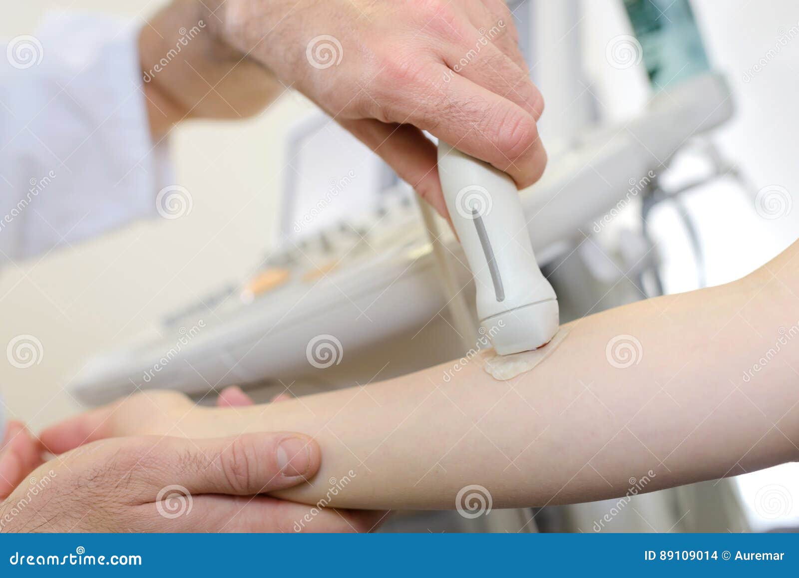 Doctor Doing Ultrasound Patient`s Arm Stock Photo Image of paramedic, tool 89109014